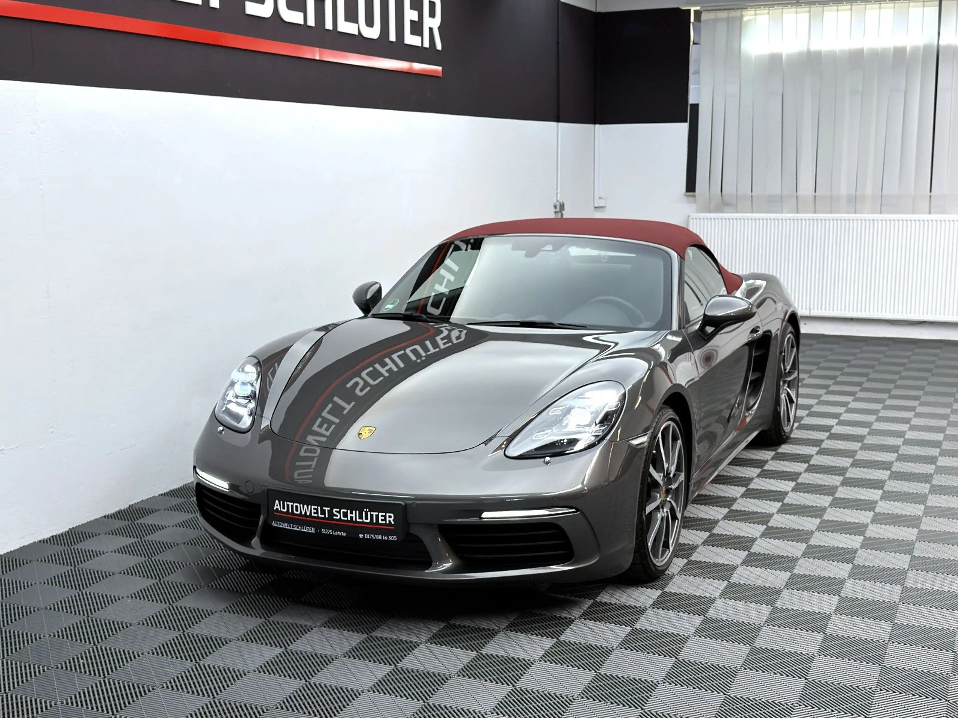 Porsche Boxster 718 Boxster Sport PDK*20Zoll Carrera Classic*LED — photo 2