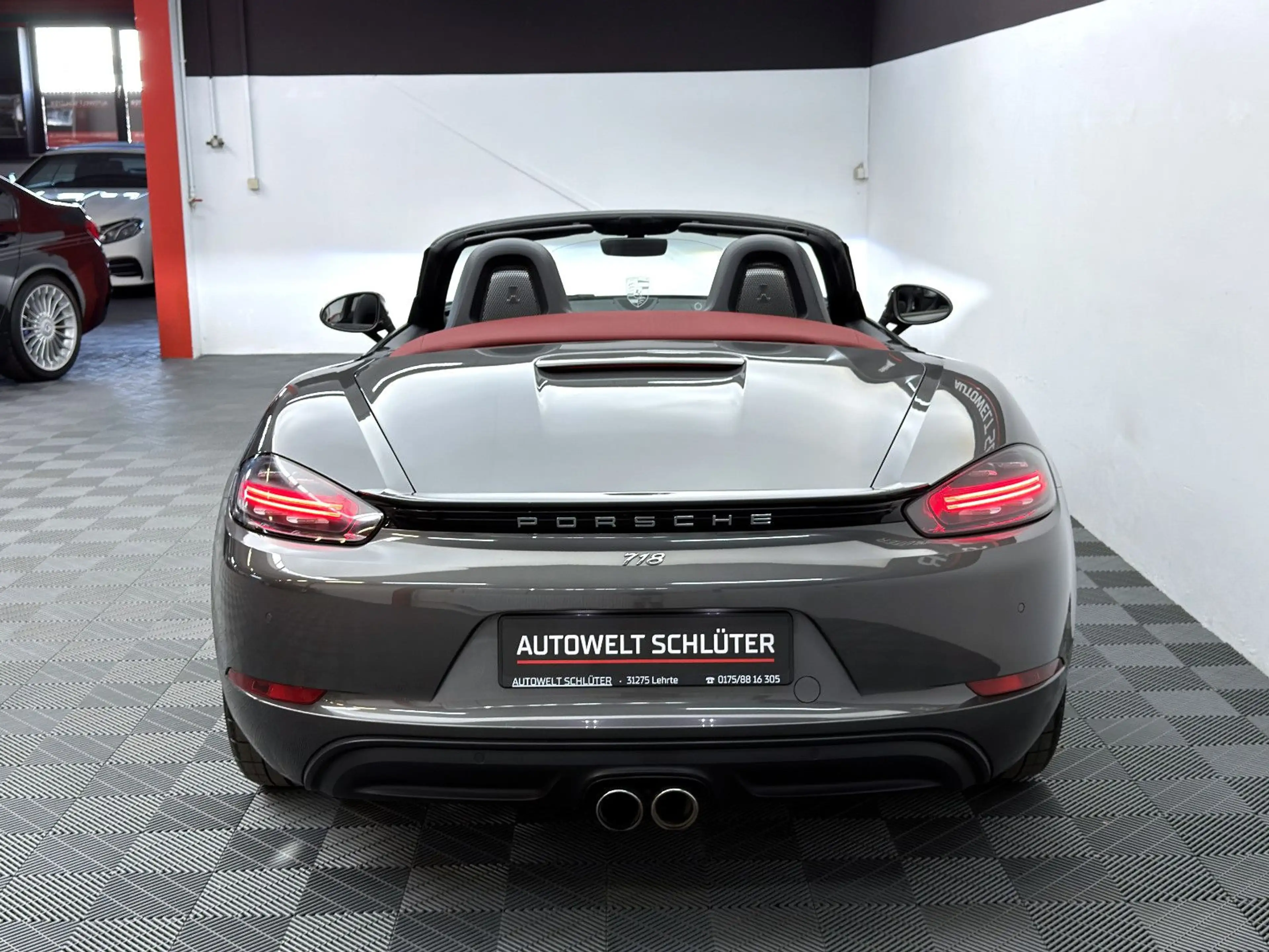 Porsche Boxster 718 Boxster Sport PDK*20Zoll Carrera Classic*LED — photo 9