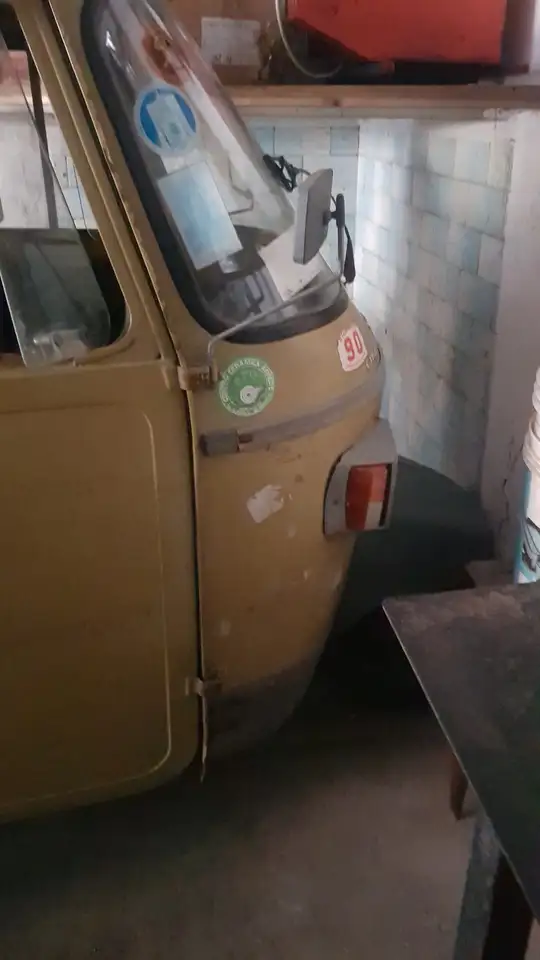 Piaggio Ape 2 porte, foto 3