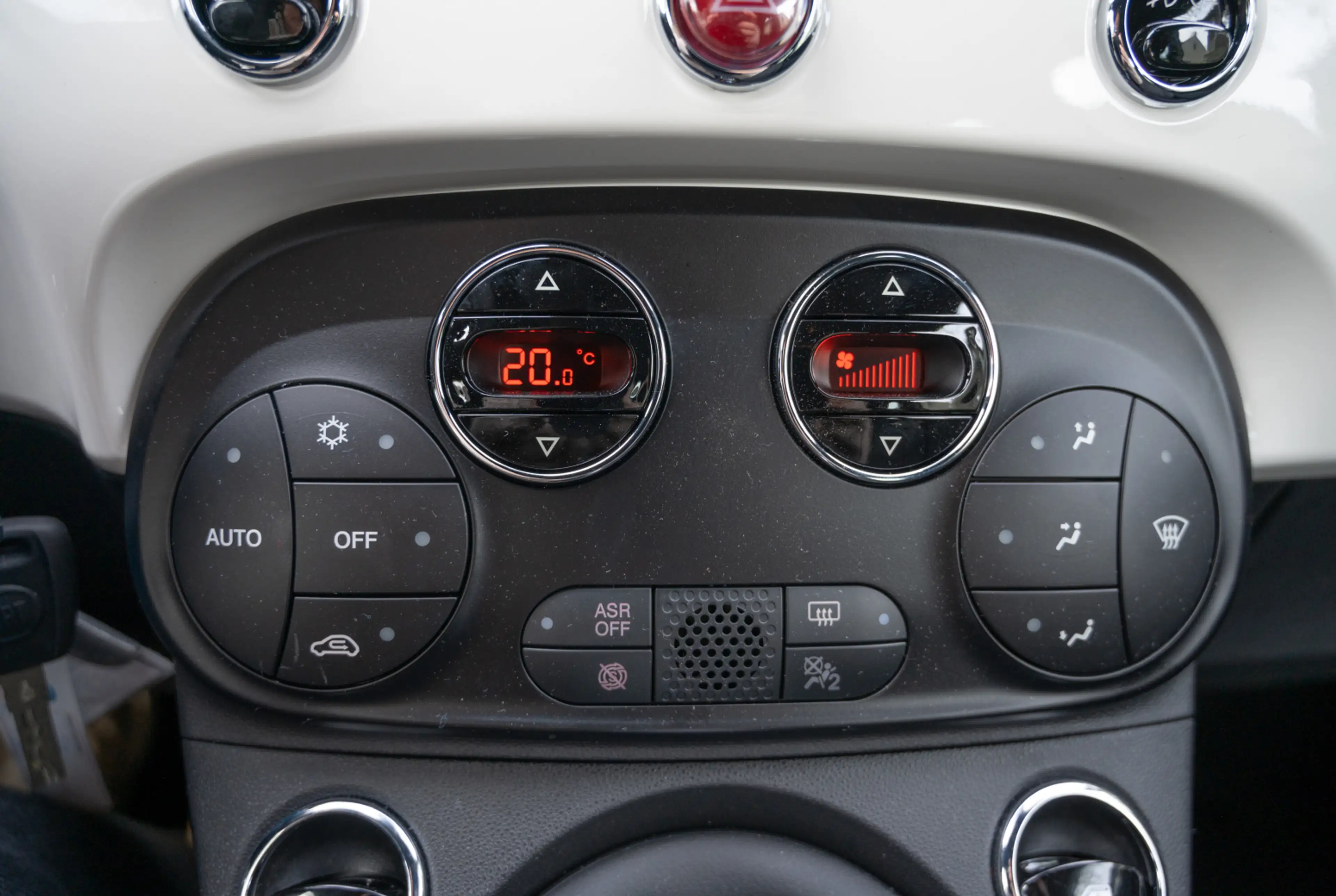 Fiat 500 Dolcevita Cabrio 1.0 GSE N3 Hybrid 70 *KOMFORT-PAKET*TECH-PAKET* — photo 13