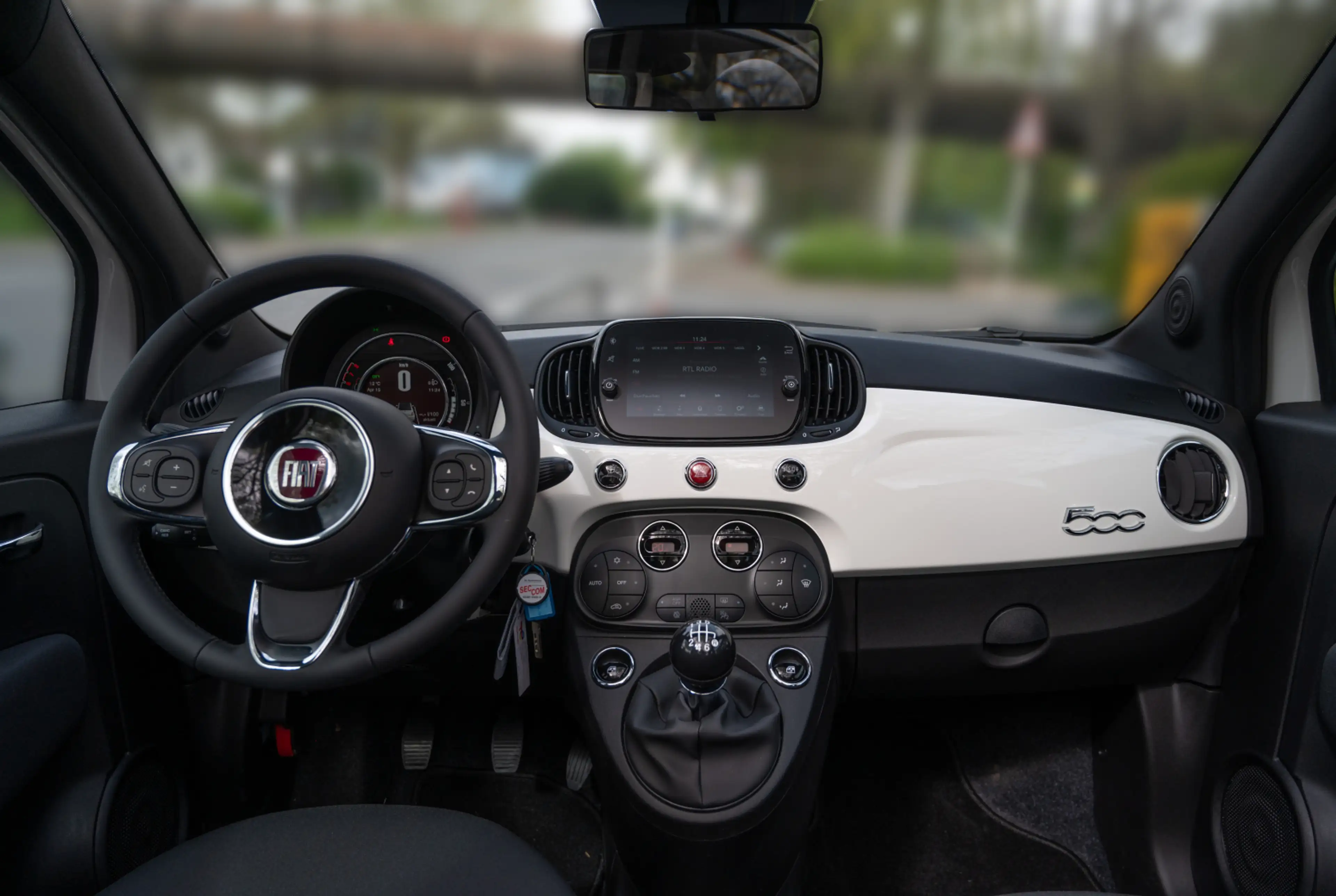 Fiat 500 Dolcevita Cabrio 1.0 GSE N3 Hybrid 70 *KOMFORT-PAKET*TECH-PAKET* — photo 6
