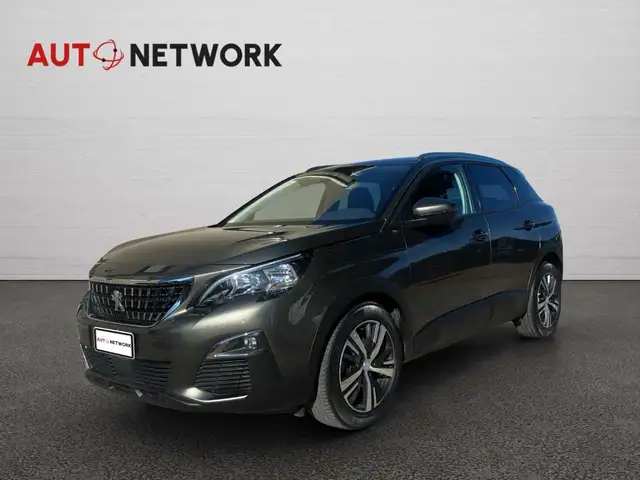Peugeot 3008 view 3