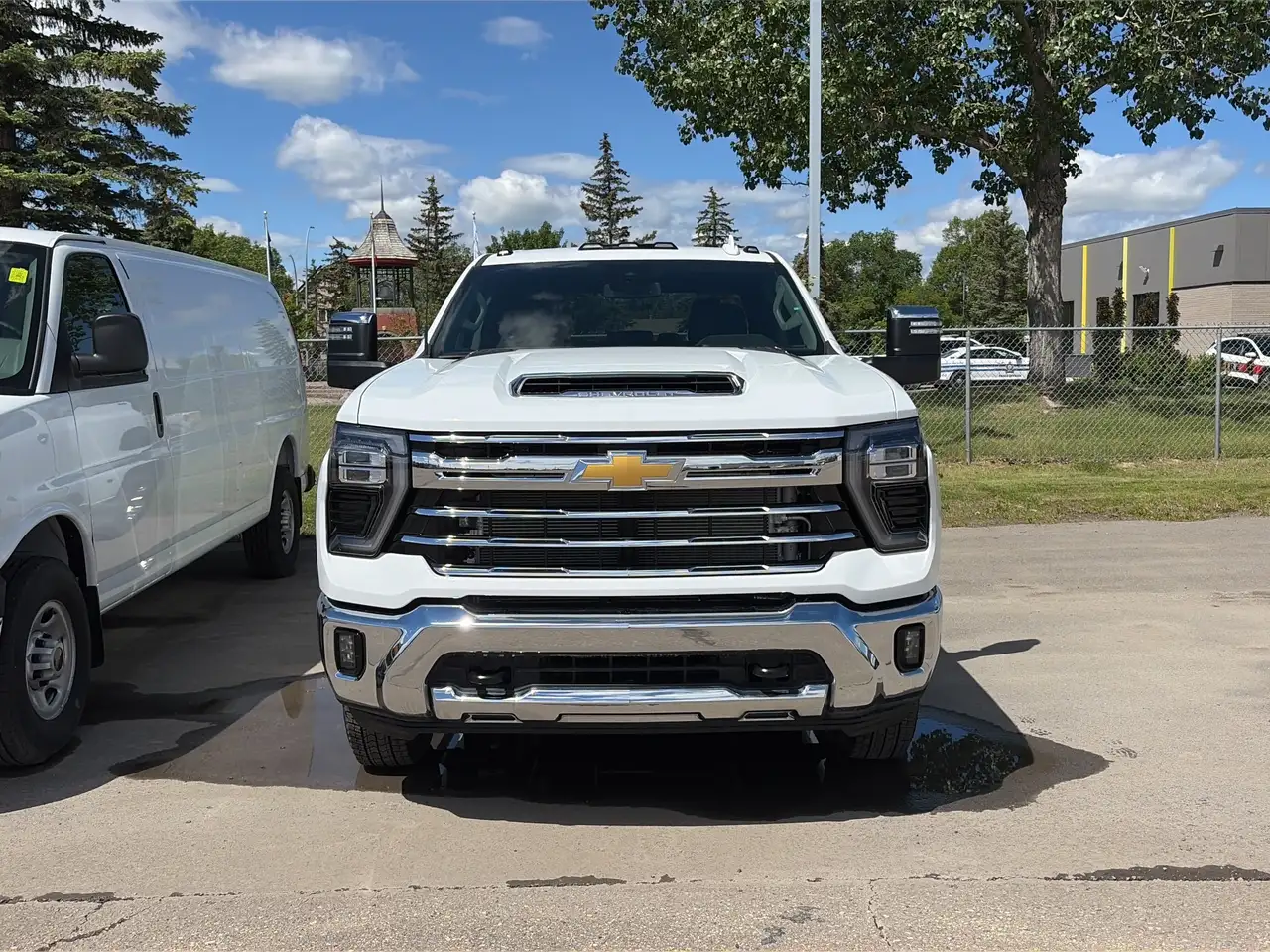 Chevrolet Silverado 3500 photo Chevrolet Silverado 3500