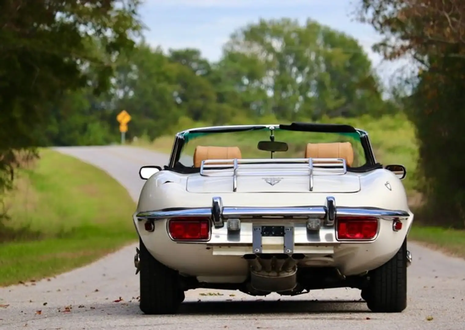 Jaguar E-Type TYPE E - 2