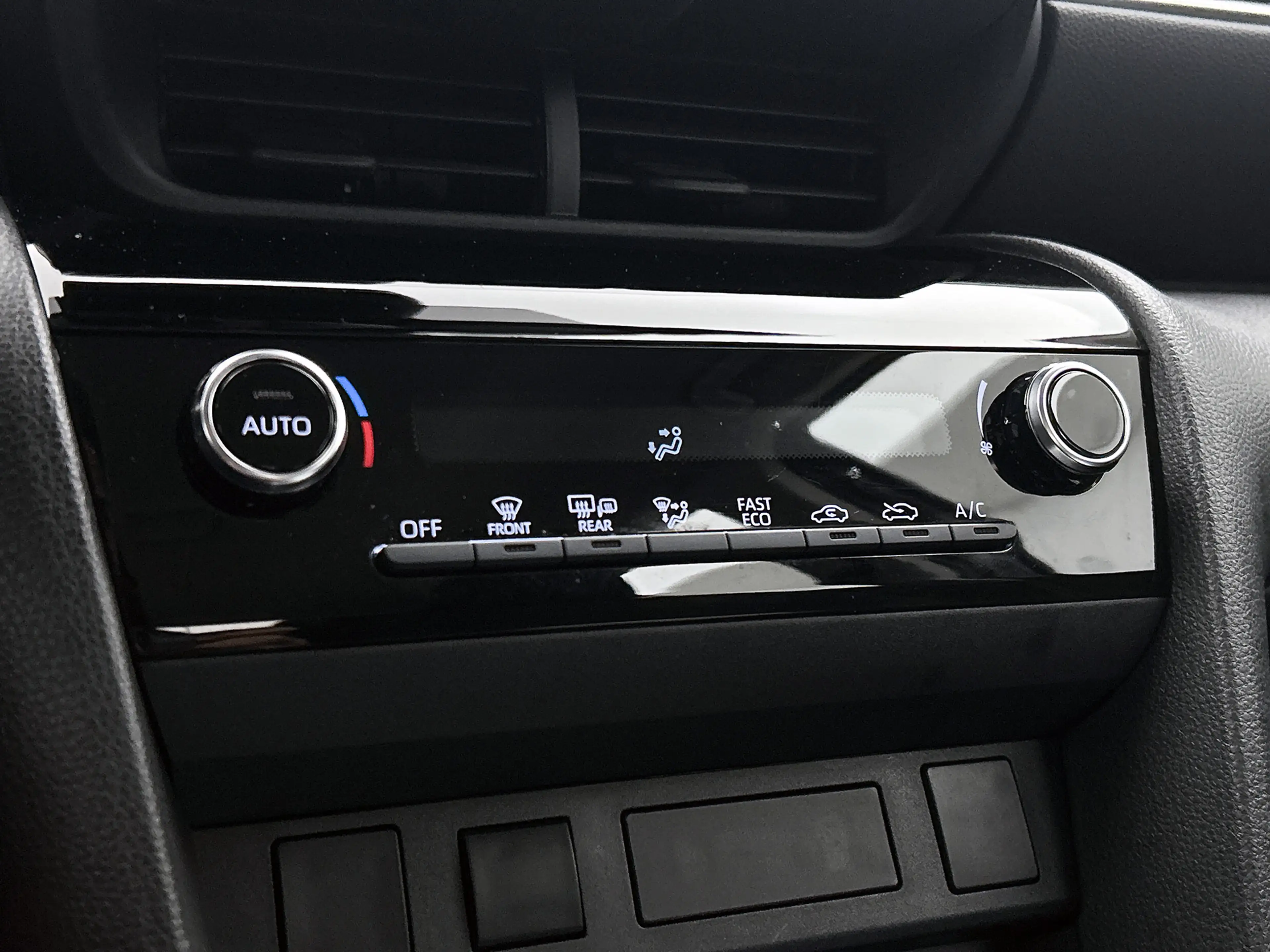 Toyota Yaris Cross 1.5 Hybrid 115 Active | BTW voertuig | Apple CarPl — photo 11