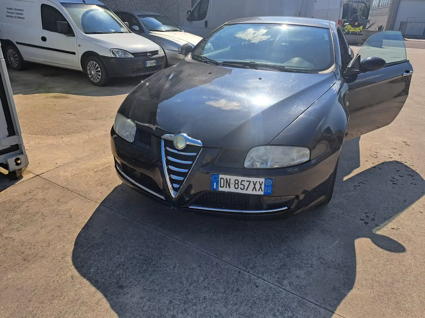 Alfa Romeo GT 1800 twin spark - 1