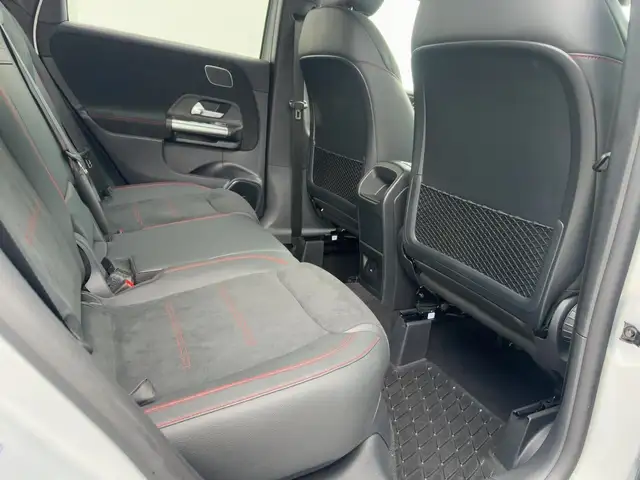 Mercedes-Benz B-Class view 14