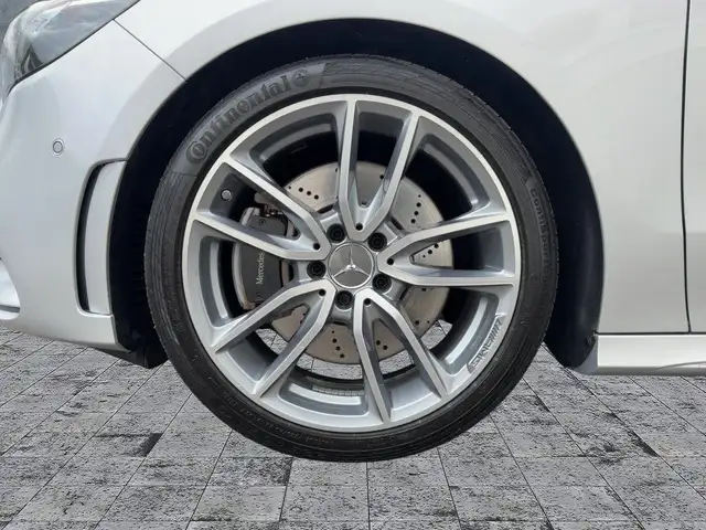Mercedes-Benz B-Class view 8