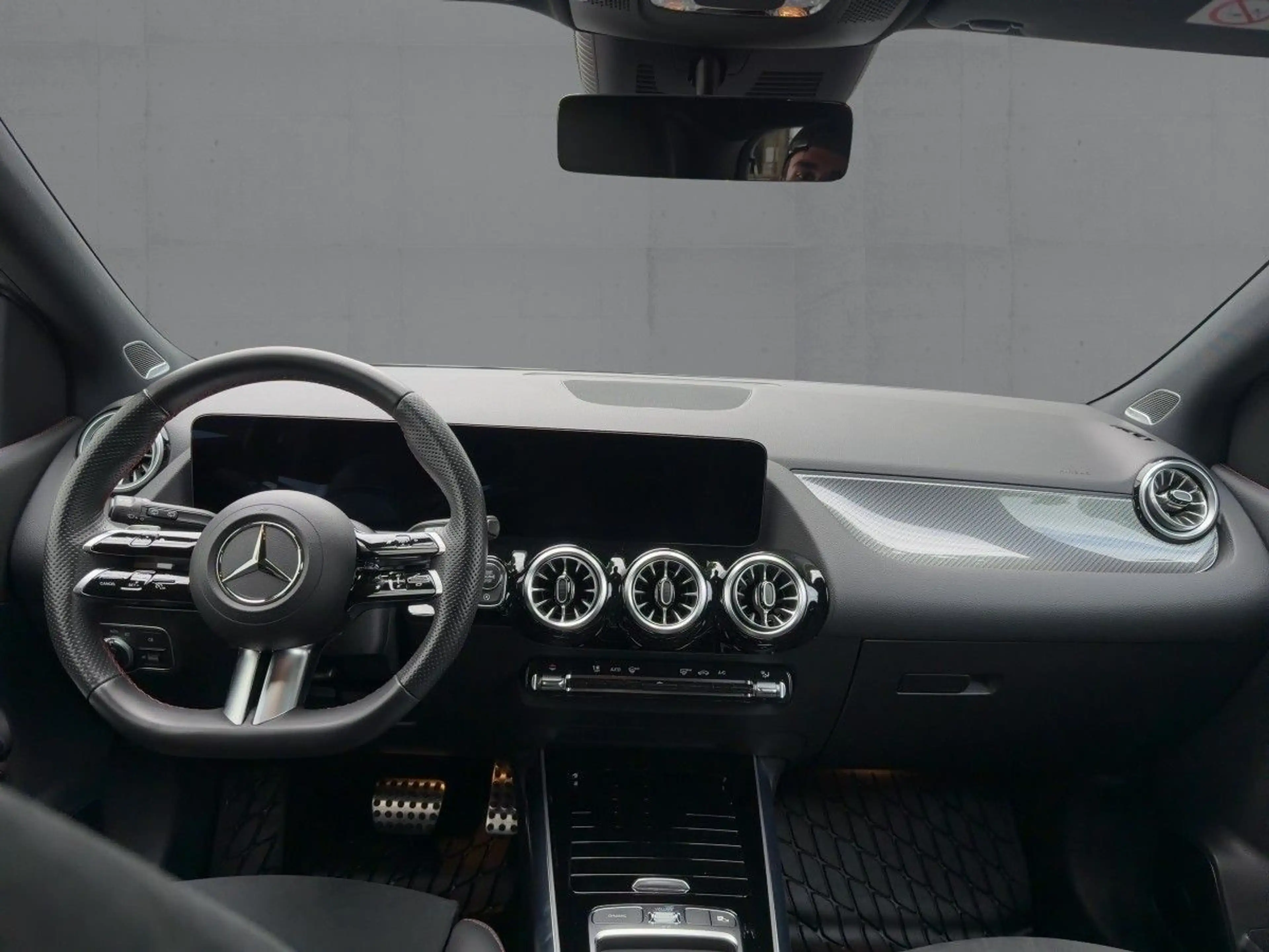 Mercedes-Benz B 250 4MATIC AMG-LINE MULTIBEAM+NAV+TEMPOMAT+SHZ — photo 9