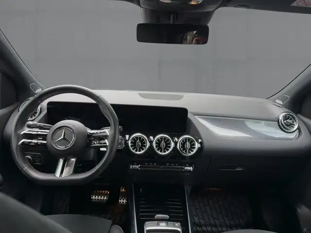Mercedes-Benz B-Class view 9