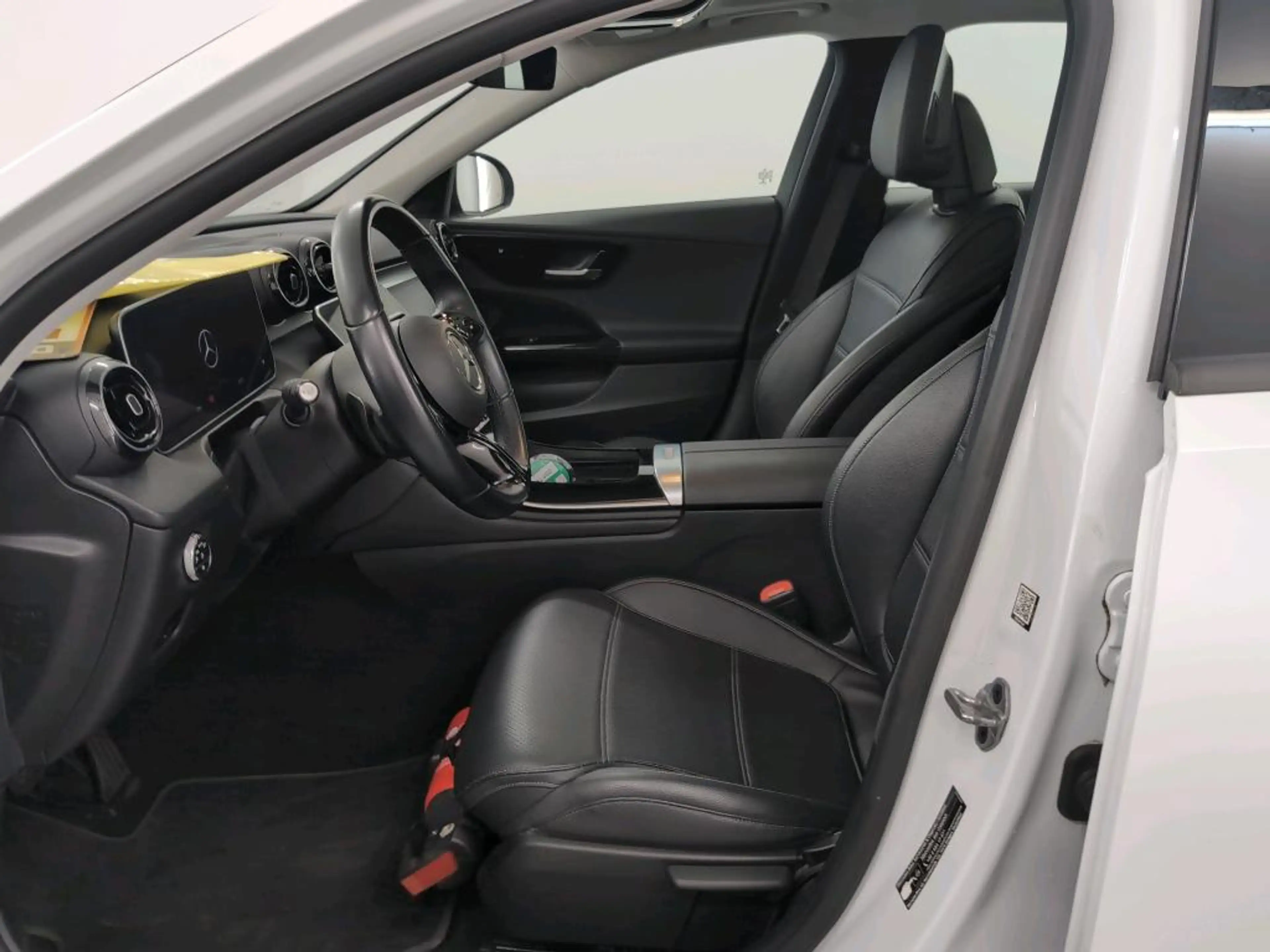 Mercedes-Benz C 220 d Berline 9GTRONIC *NAVI-CUIR-PANO-LED-CAMERA* — photo 6