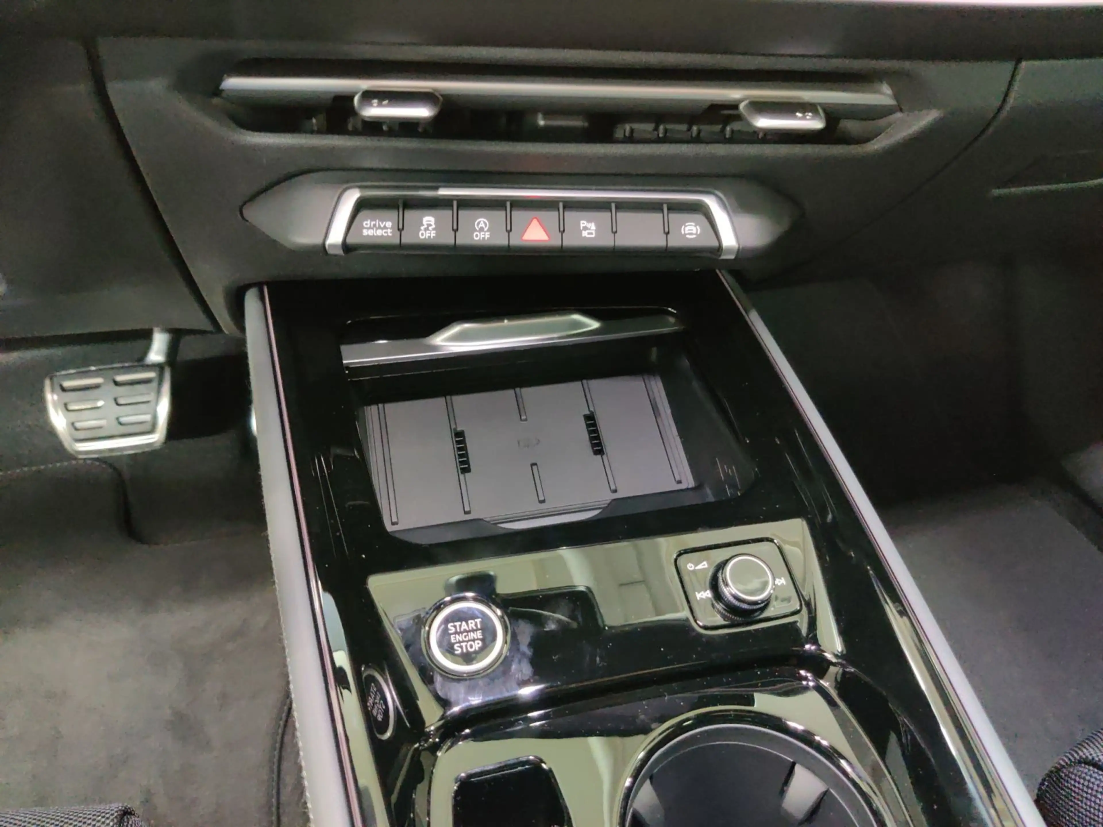 Audi Q3 S line TFSI neues Modell/dig.Matrix/Tech plus — photo 11