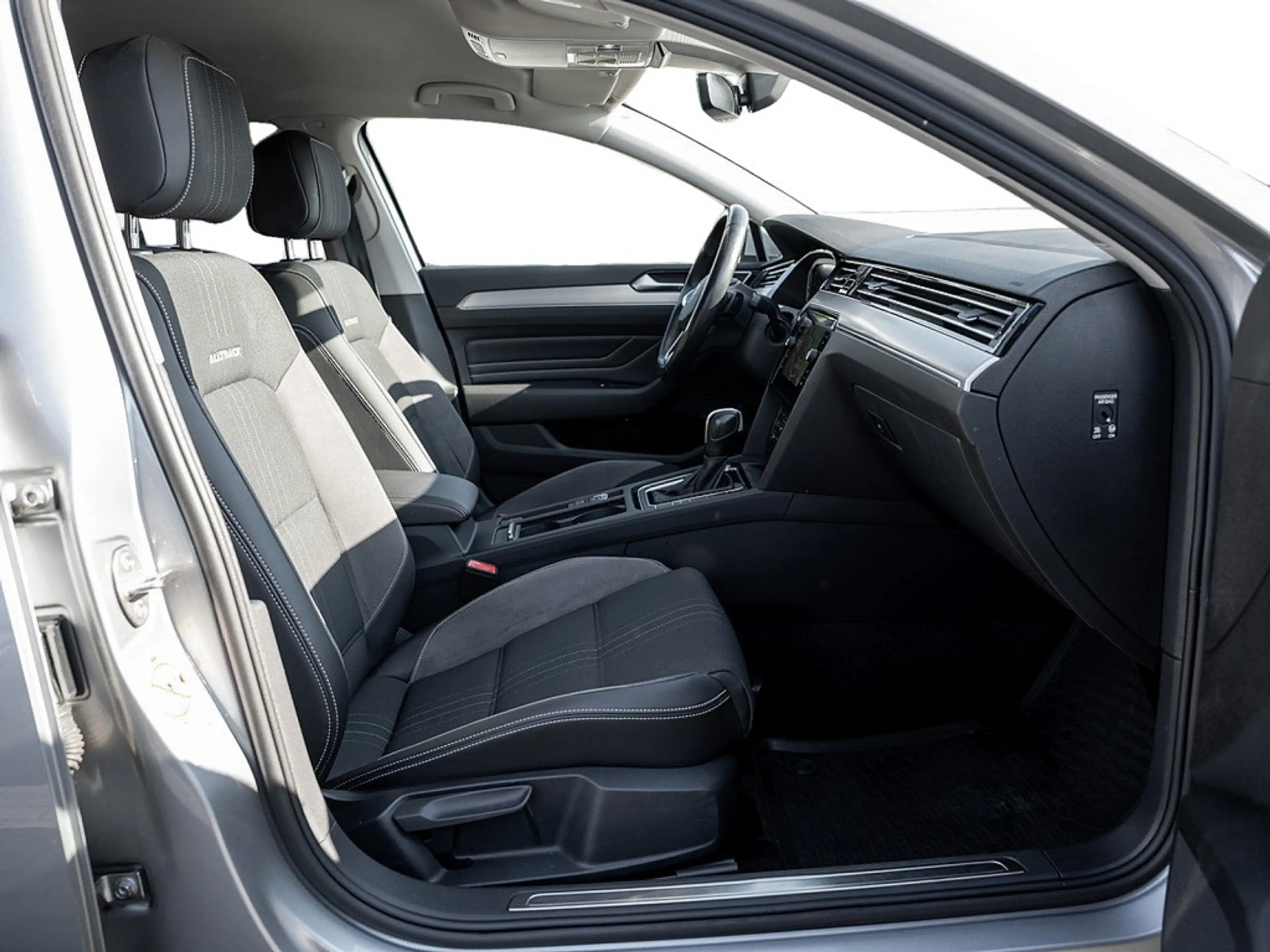 Volkswagen Passat Alltrack Variant 4M 2.0 TDI AHK KAM — photo 3