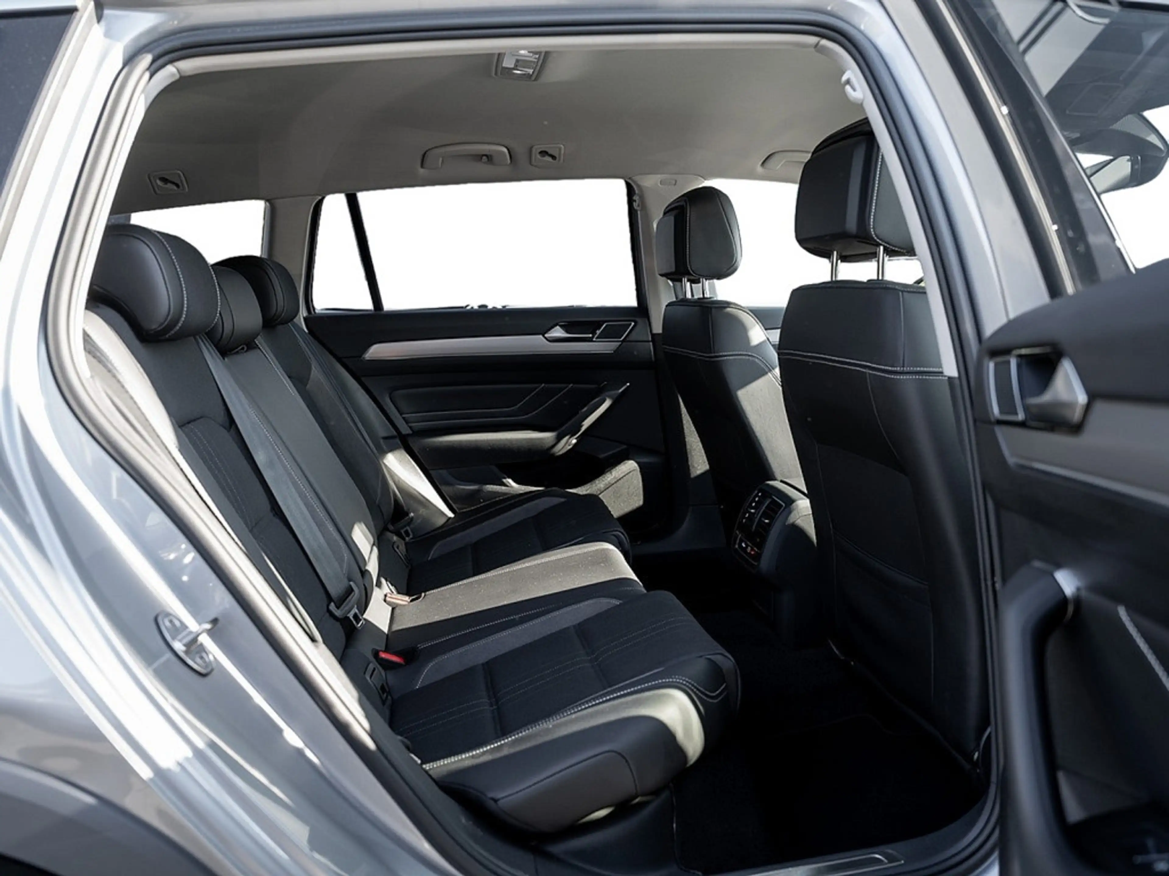 Volkswagen Passat Alltrack Variant 4M 2.0 TDI AHK KAM — photo 5
