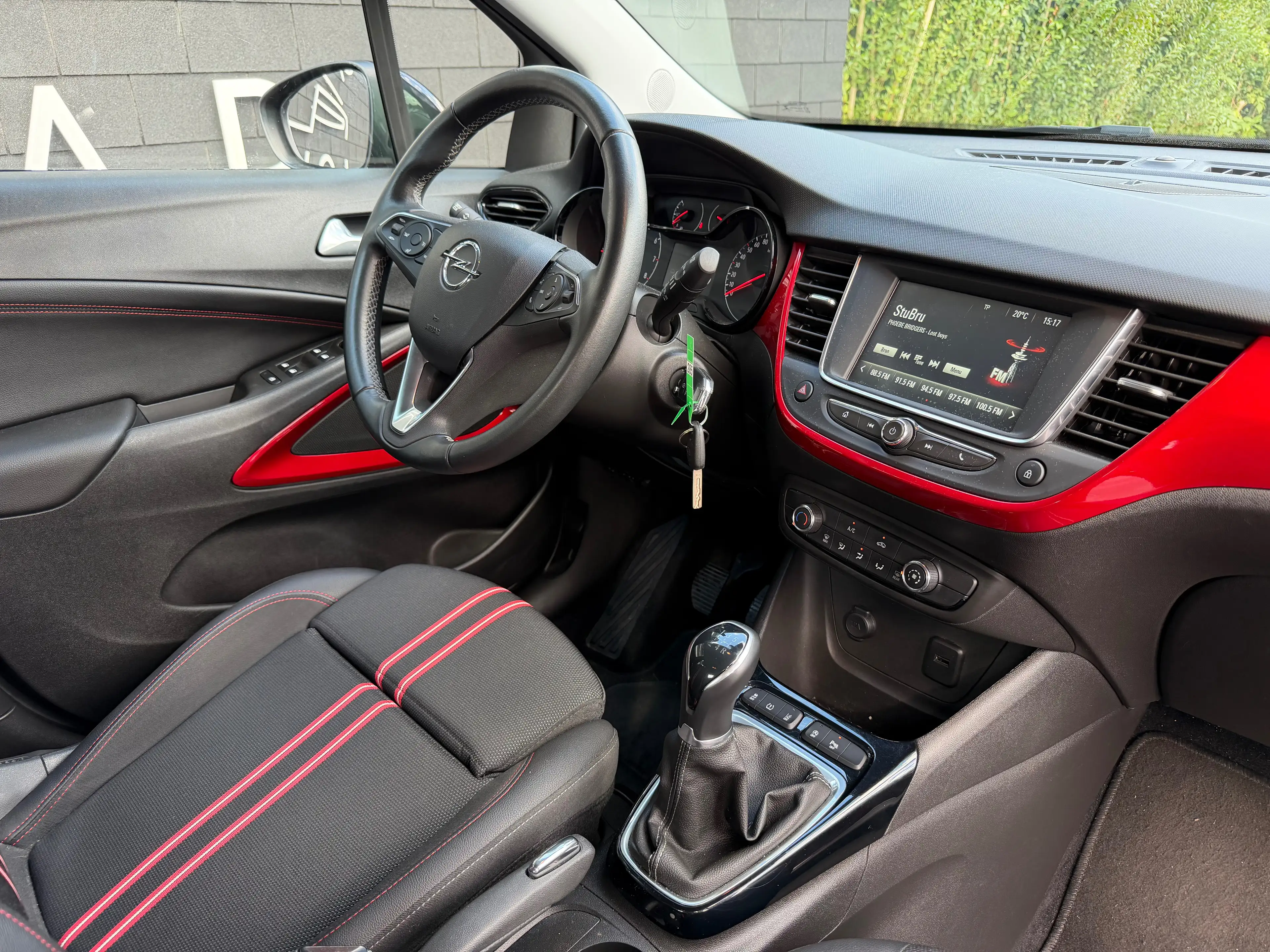 Opel Crossland 1.2i GS LINE CARPLAY+CAMERA+LED — photo 9