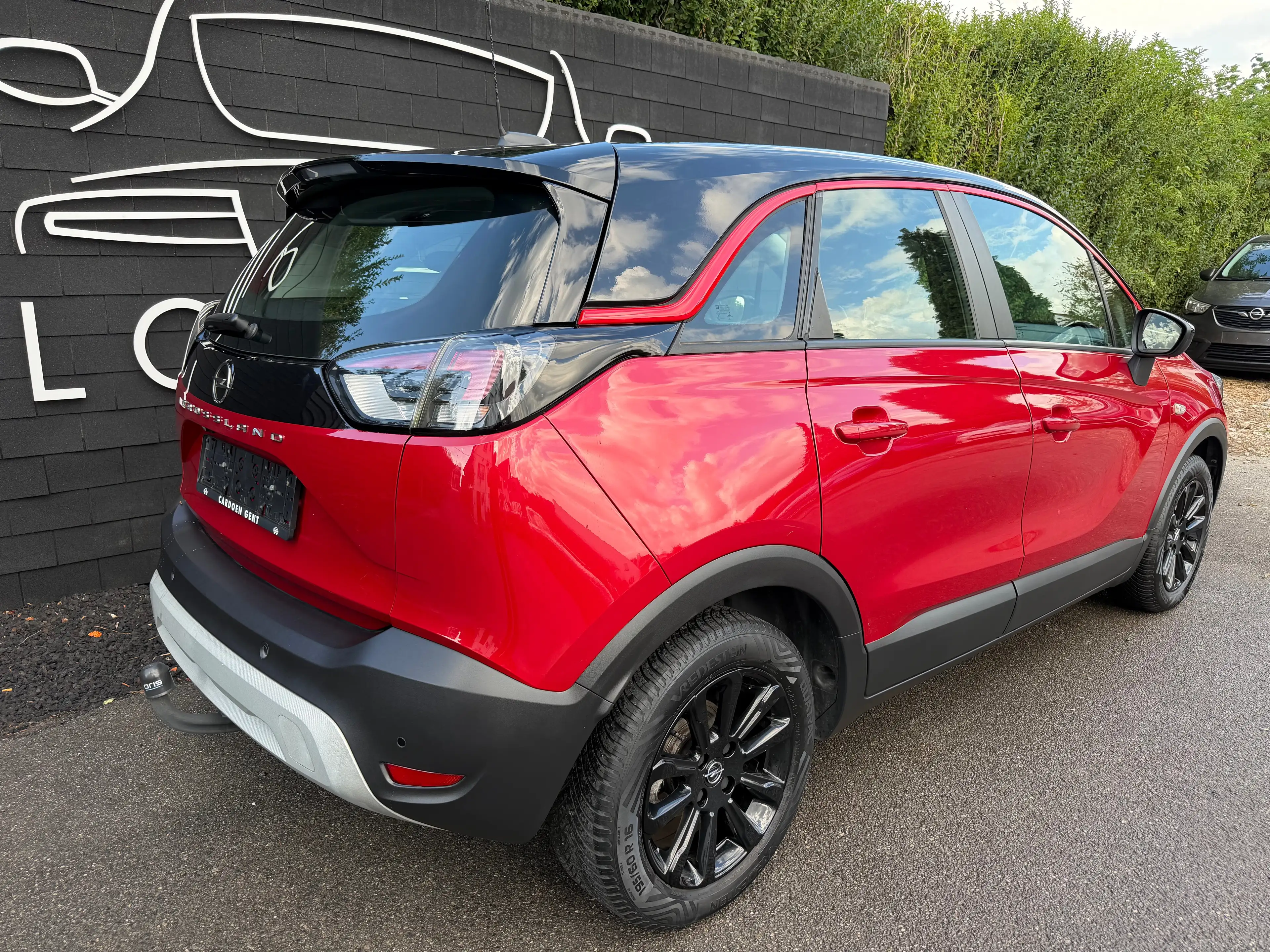 Opel Crossland 1.2i GS LINE CARPLAY+CAMERA+LED — photo 4