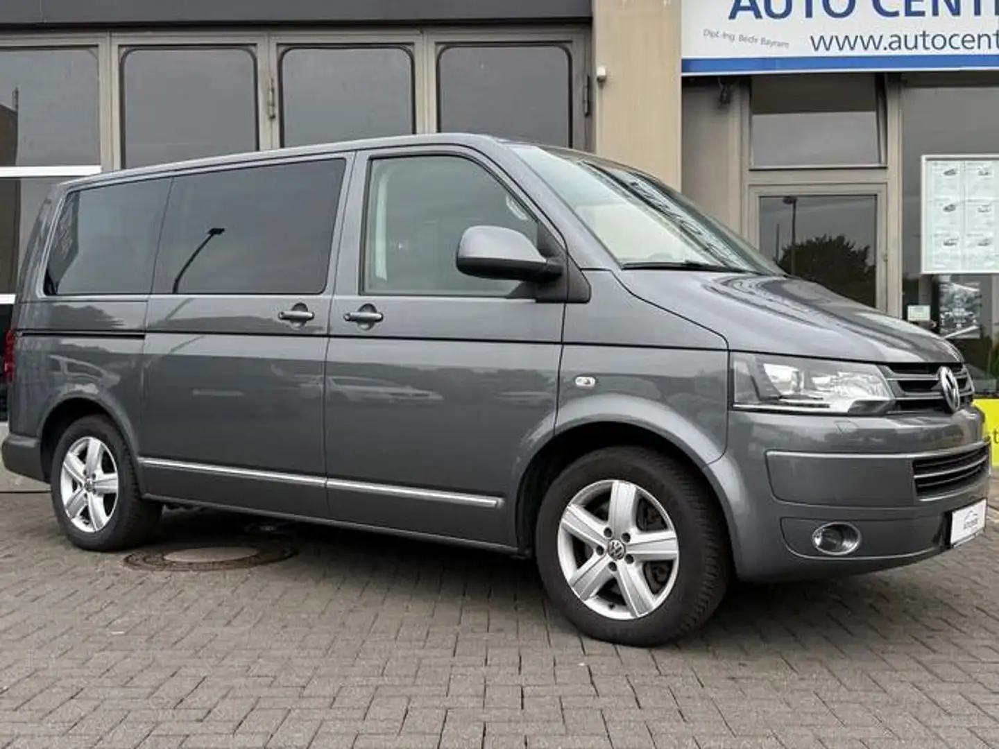Volkswagen T5 Multivan Multivan Highline 4Motion DSG NAVI PDC Grau - 2