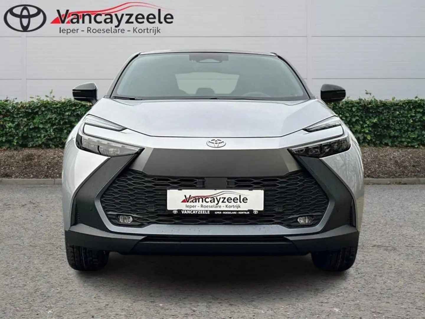 Toyota C-HR Plug-In Dynamic Plus Bi-Tone+c Zilver - 2