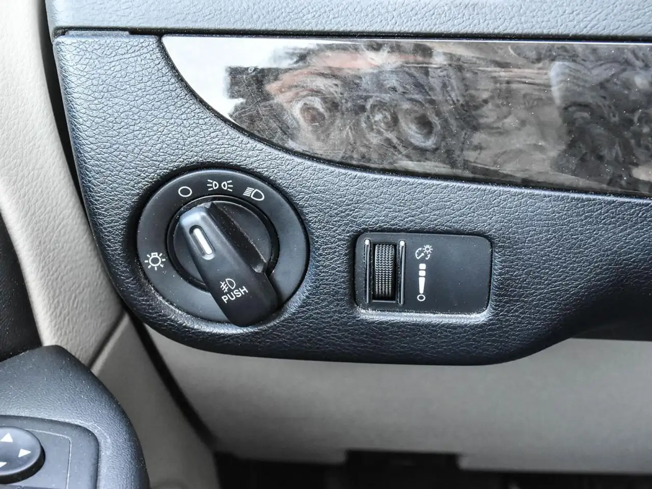 Dodge Grand Caravan снимка Dodge Grand Caravan