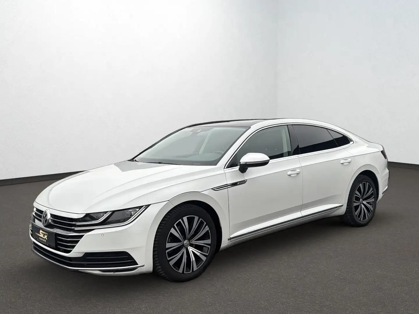 Volkswagen Arteon 1.5TSi ACT DSG Elegance Pano Navi Virtual Weiß - 1