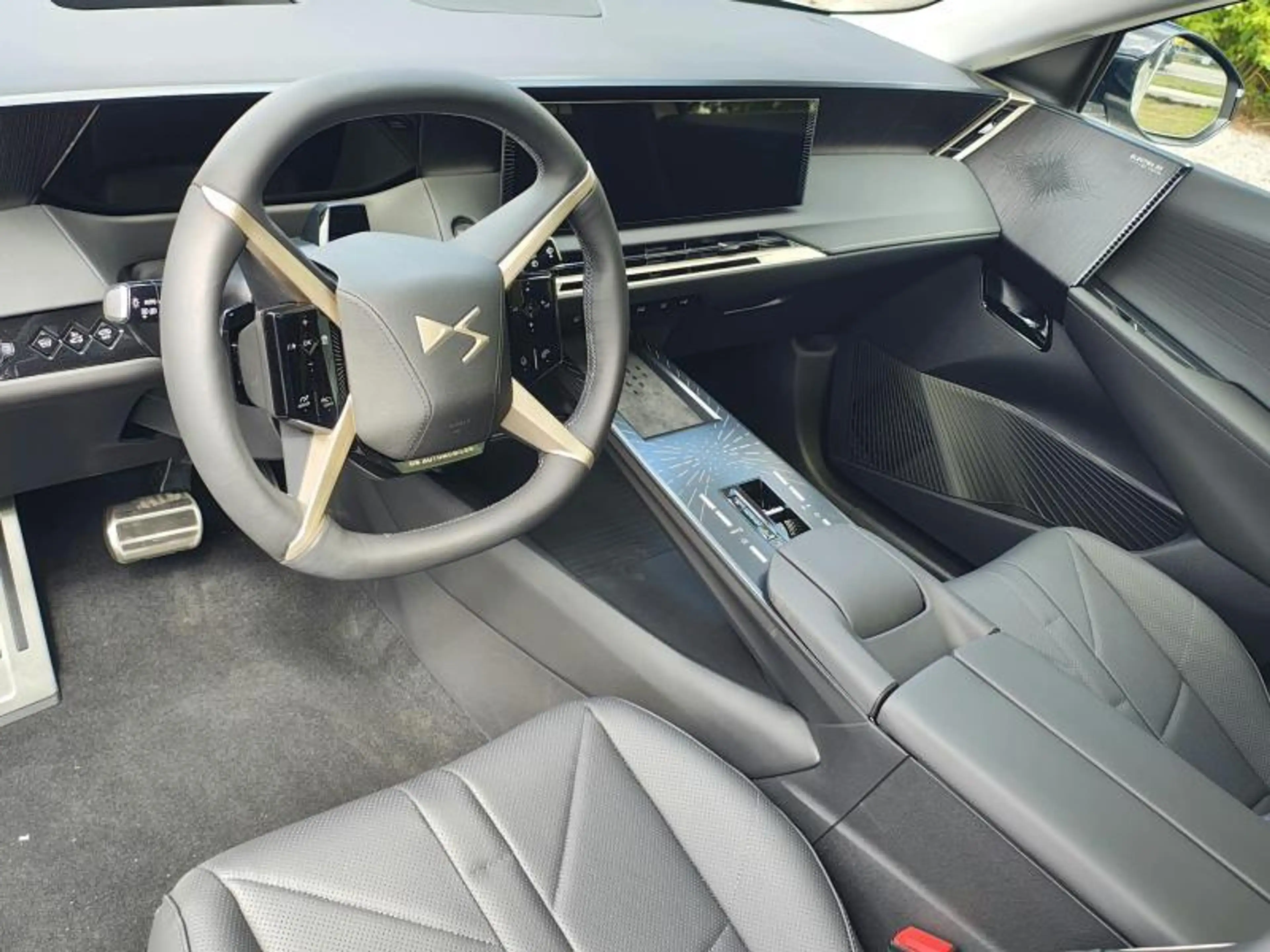 DS Automobiles N°7 ETOILE - Dispo 12/2026 — photo 5