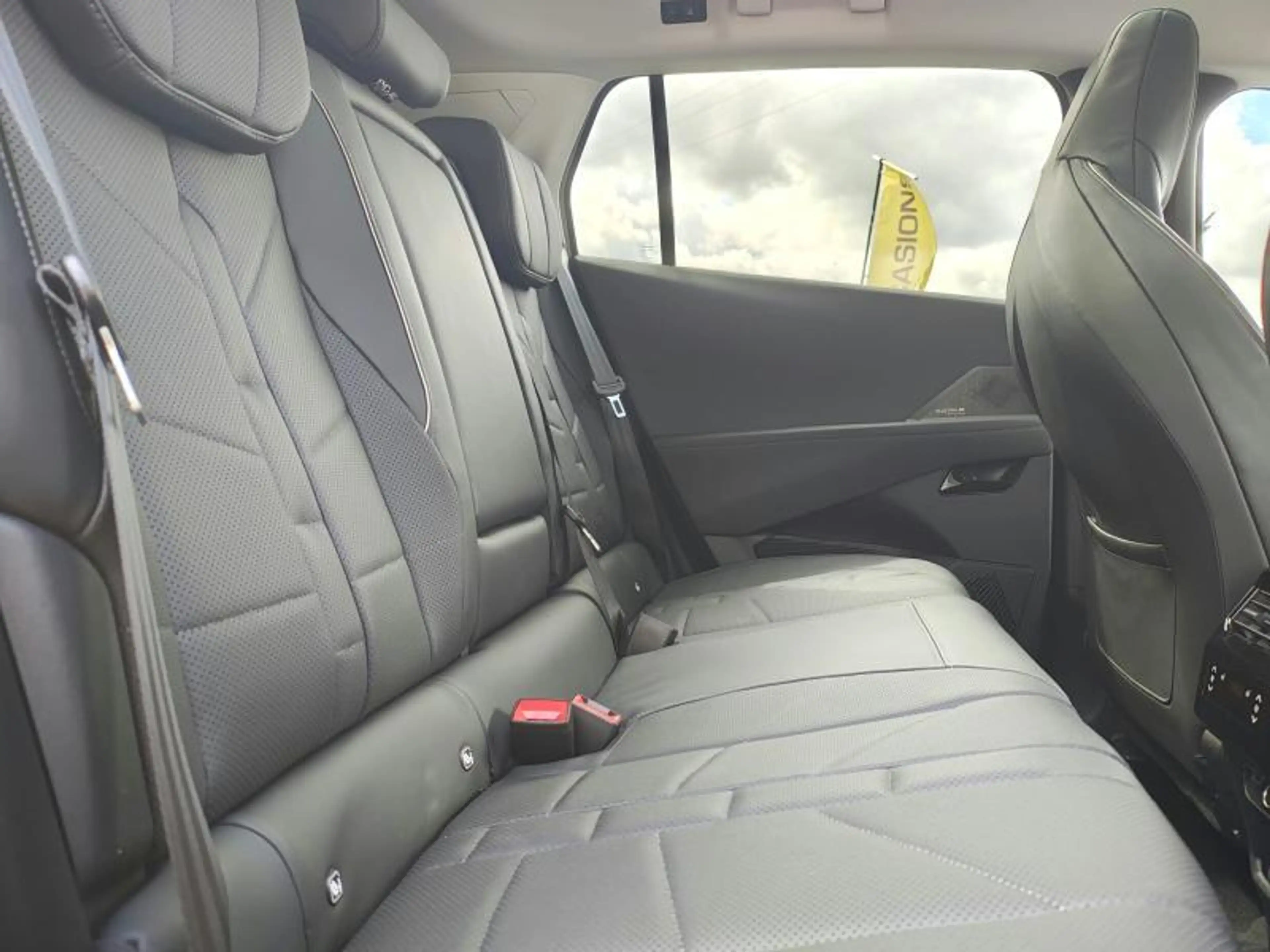 DS Automobiles N°7 ETOILE - Dispo 12/2026 — photo 7