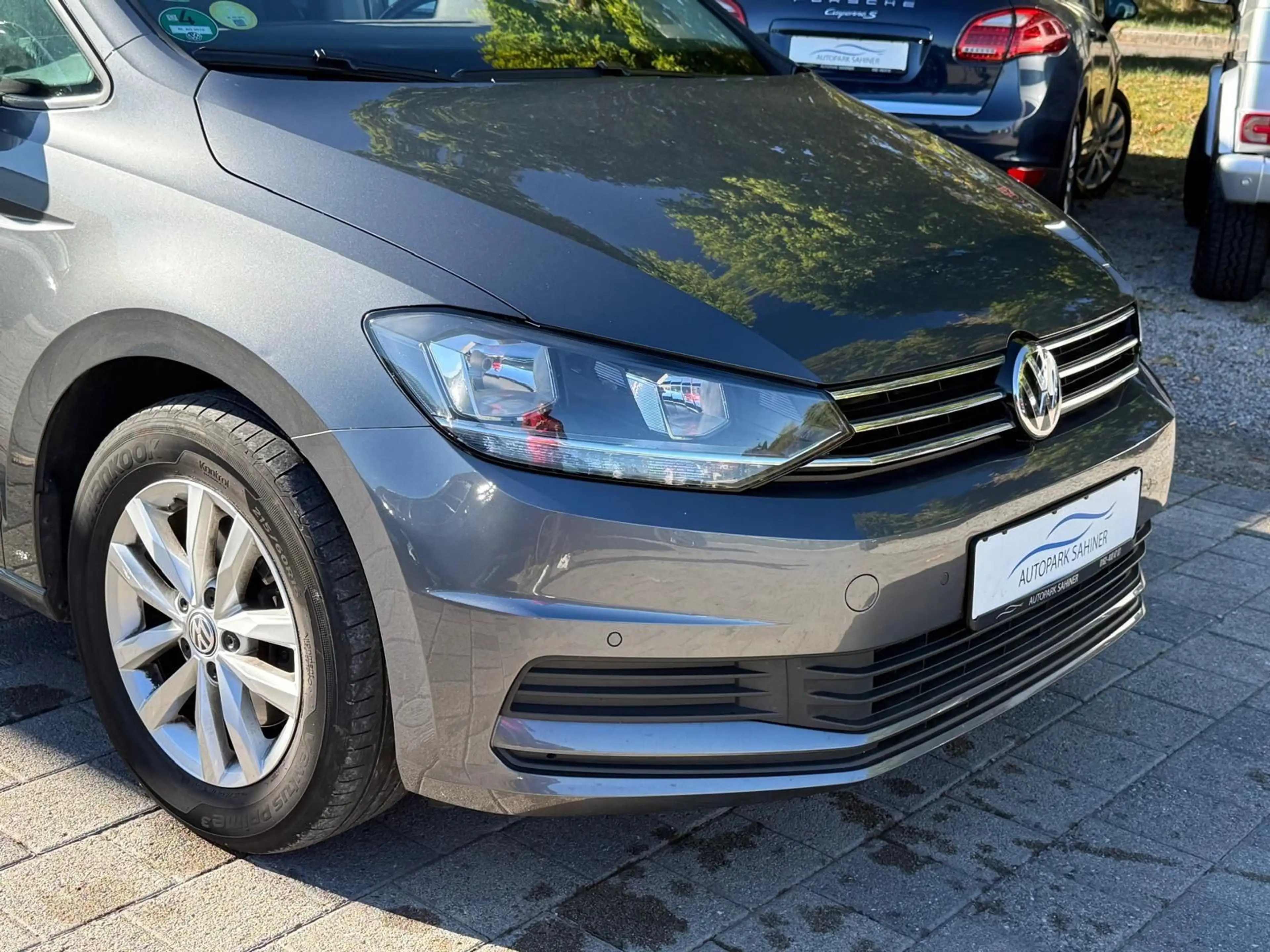 Volkswagen Touran Comfortline — photo 3
