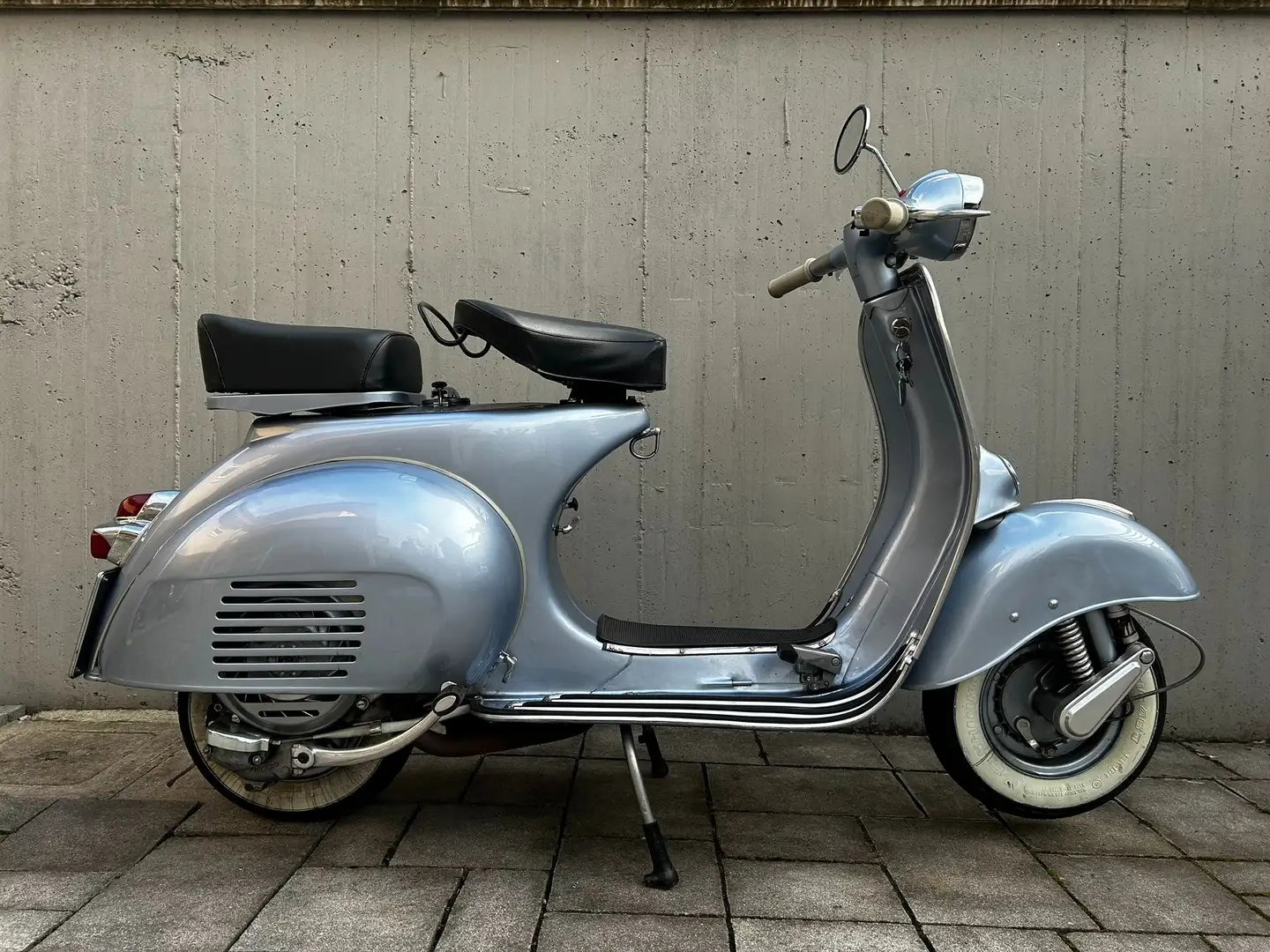 Vespa 150 VBA 1T Blauw - 1
