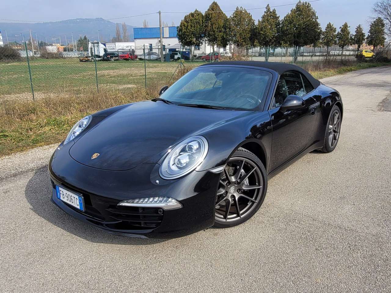 Porsche 911 Cabrio 3.4 Carrera Black Edition