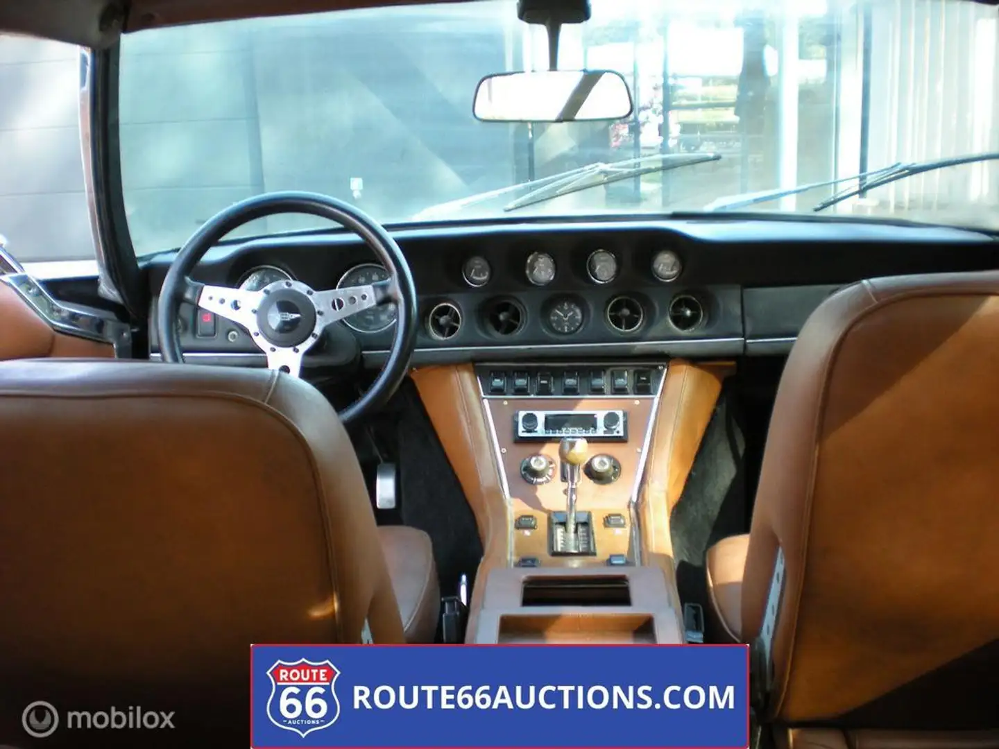 Jensen Interceptor III | 1972 | Route 66 Auctions Schwarz - 2