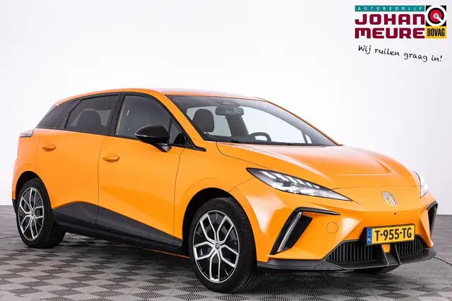 MG MG4 Luxury 64 kWh *SOH 95%* Half LEDER | ECC | NAVI ✅