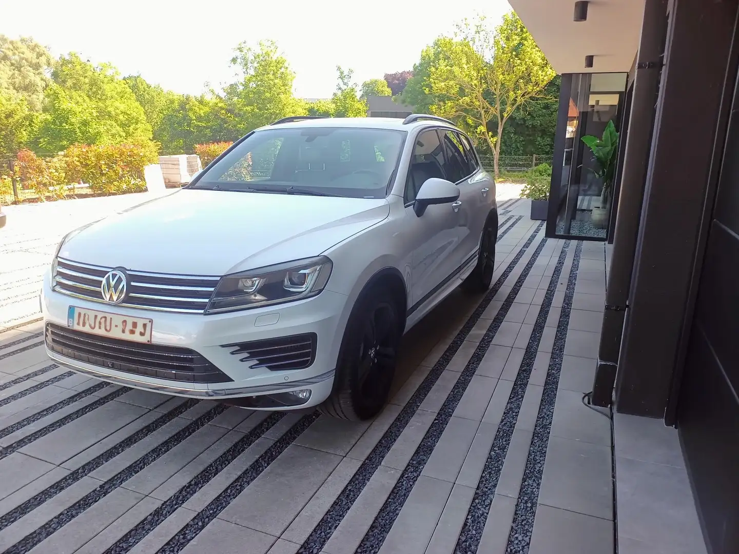 Volkswagen Touareg R-Line Exclusief Wit - 1