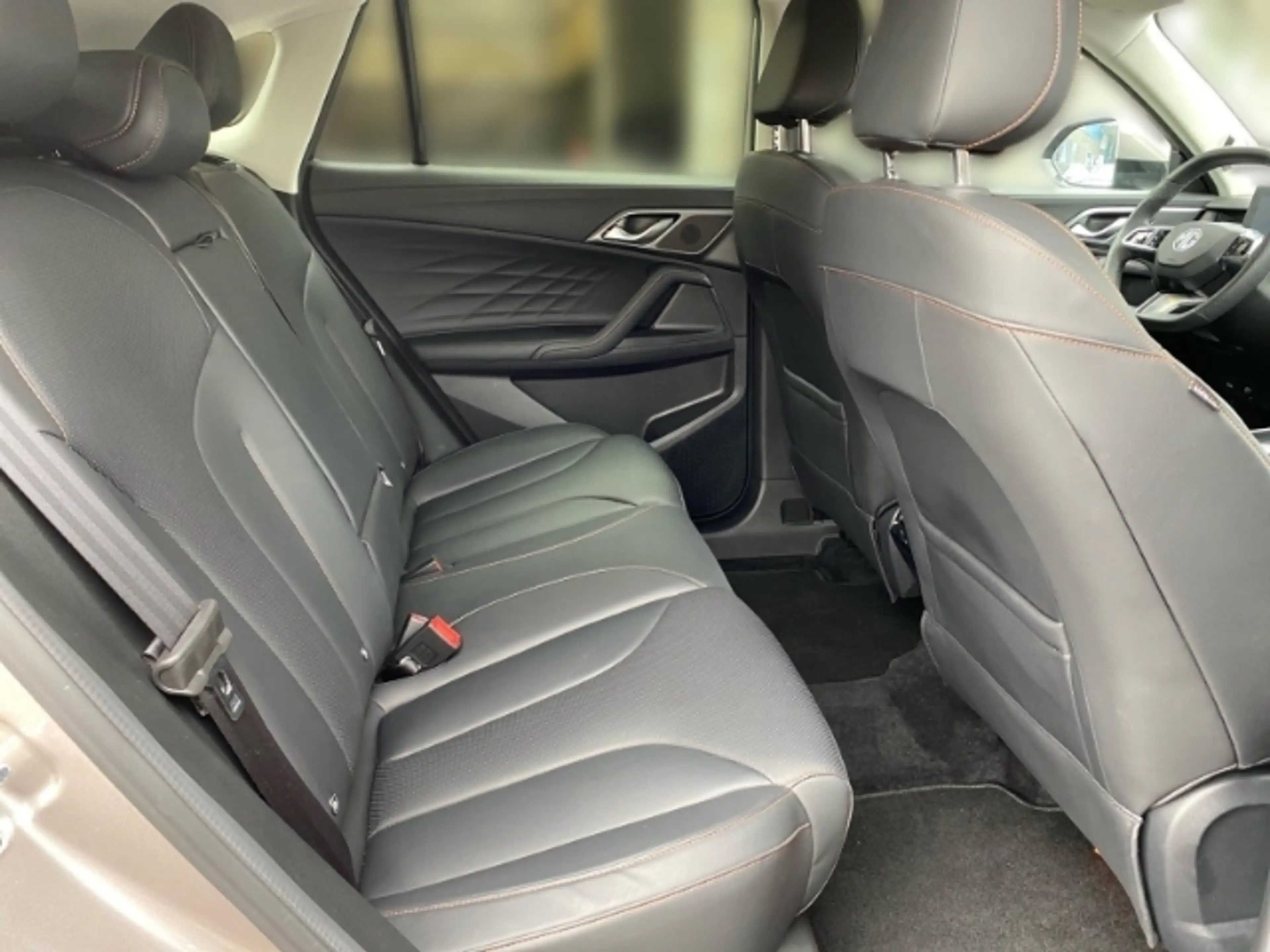 MG HS Luxury Navi+Sitzheizung+Rückfahrkamera+Apple CarPl — photo 13