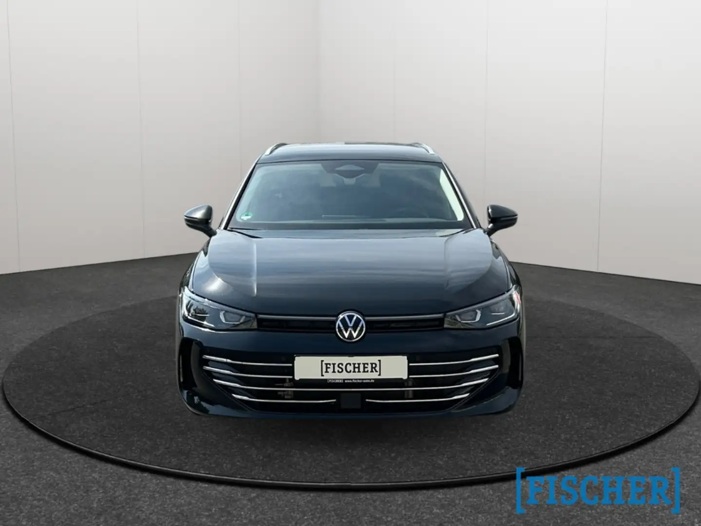 Volkswagen Passat 1.5TSI eHybrid DSG Matrix AHK Elegance Navi Rear V Schwarz - 2