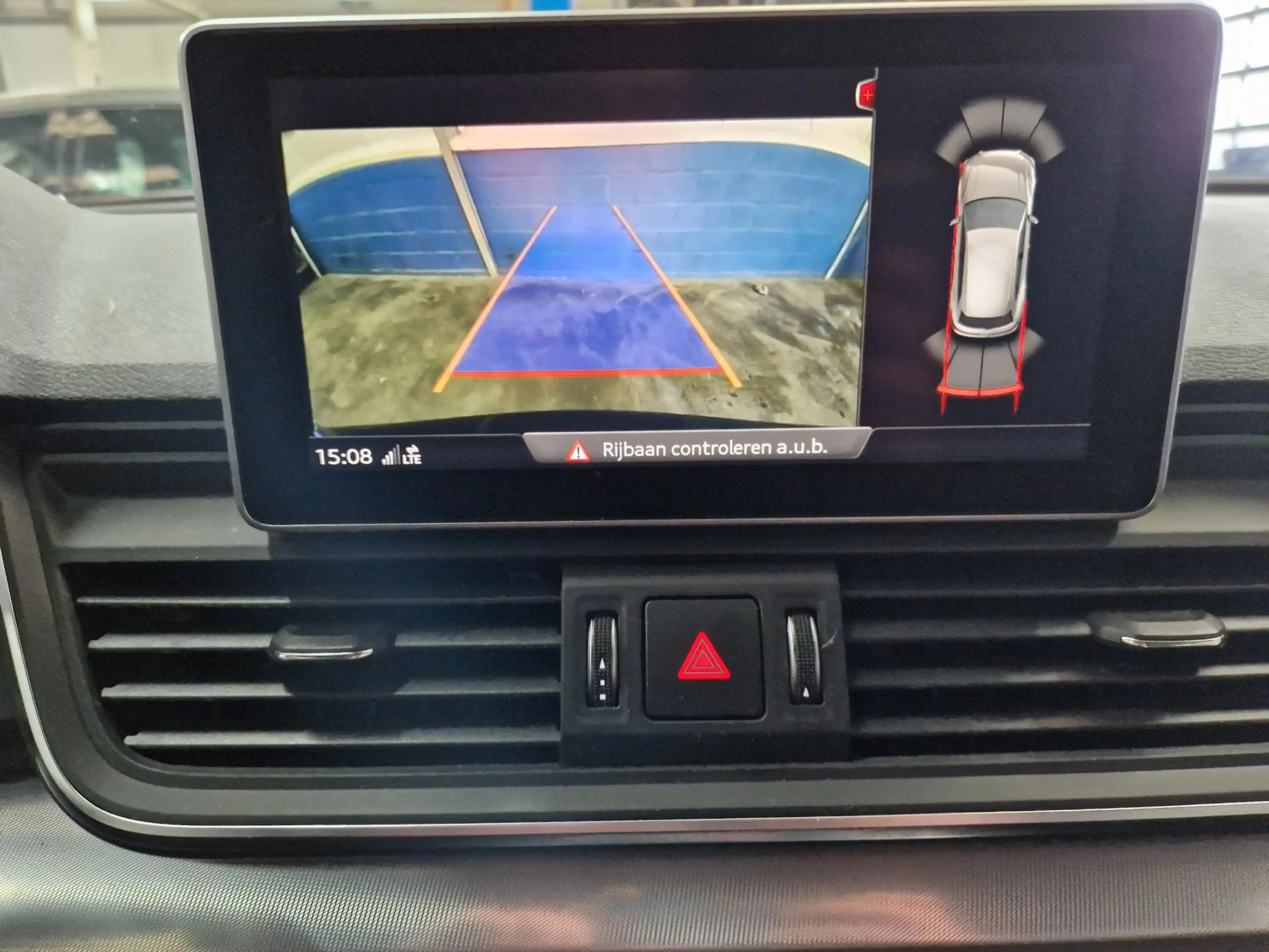 Audi Q5 45 TFSI quattro — photo 10