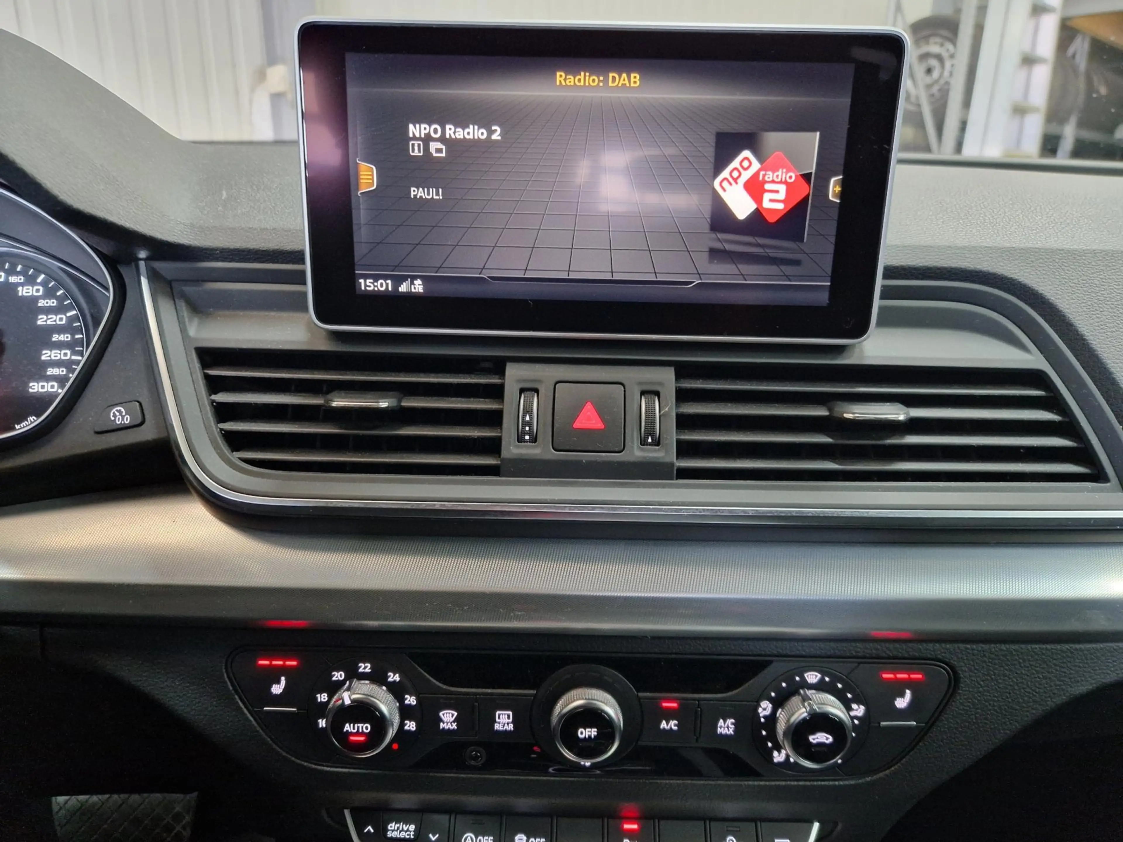Audi Q5 45 TFSI quattro — photo 7