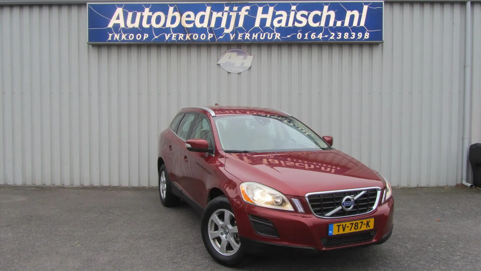Volvo XC60 2.0i AUTOMAAT Rojo - 1