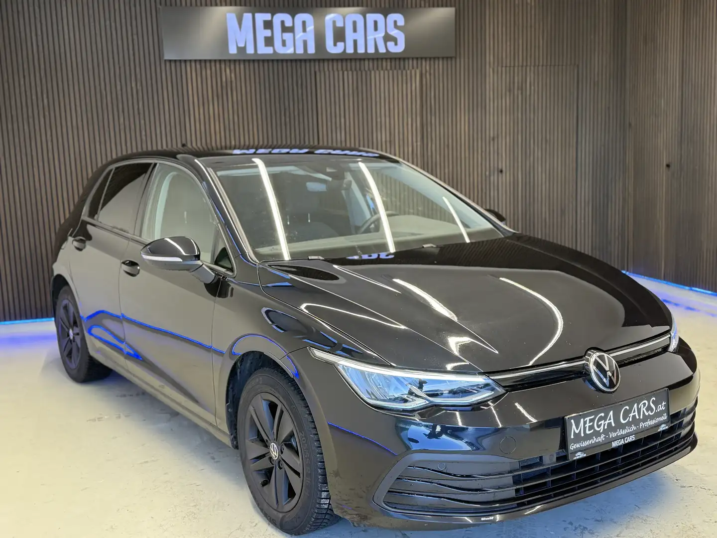 Volkswagen Golf 8 Basis Schwarz - 2