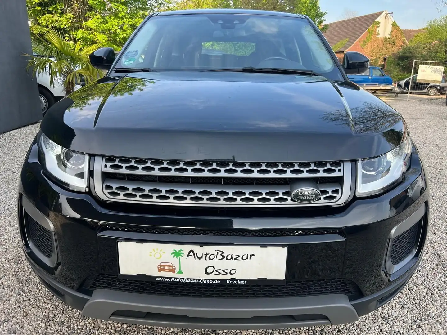 Land Rover Range Rover Evoque 2.0 TD4 Pure Schwarz - 2
