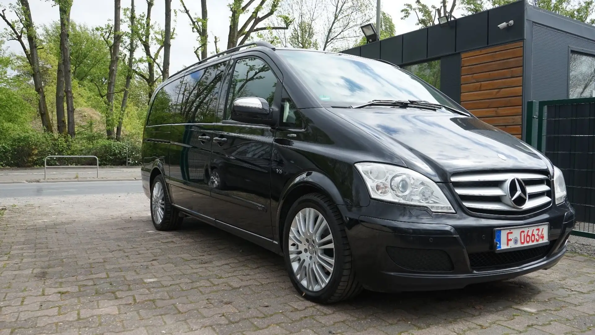 Mercedes-Benz Viano 3.0 CDI Trend Edition lang Fekete - 1