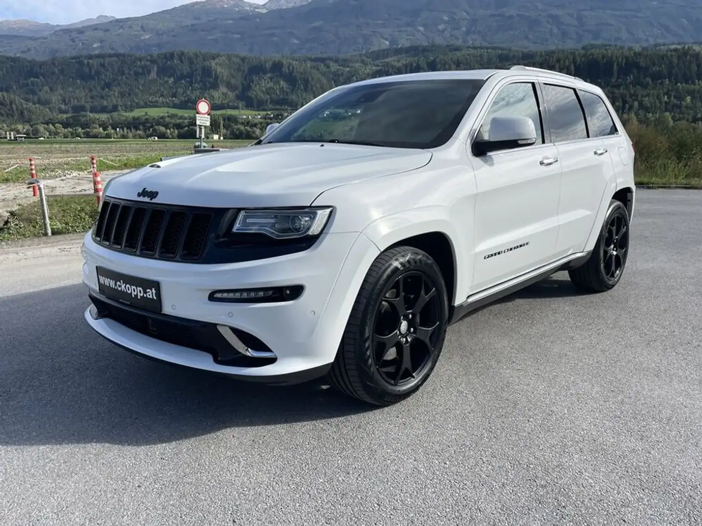 Jeep Grand Cherokee 3.0 CRD Summit Weiß - 1