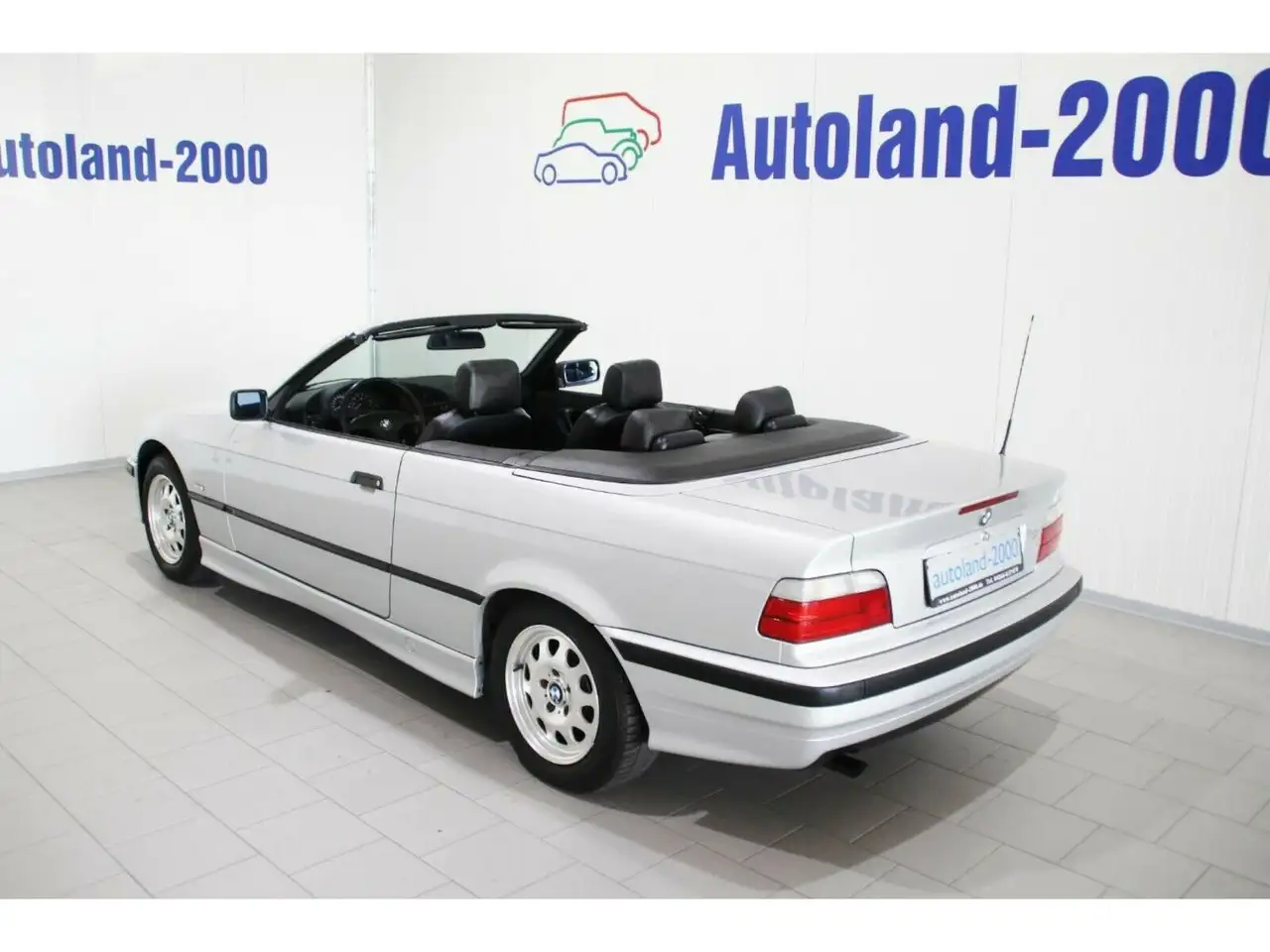 BMW 318 i Cabrio Exclusiv Edition*Klima*Original*, foto 4