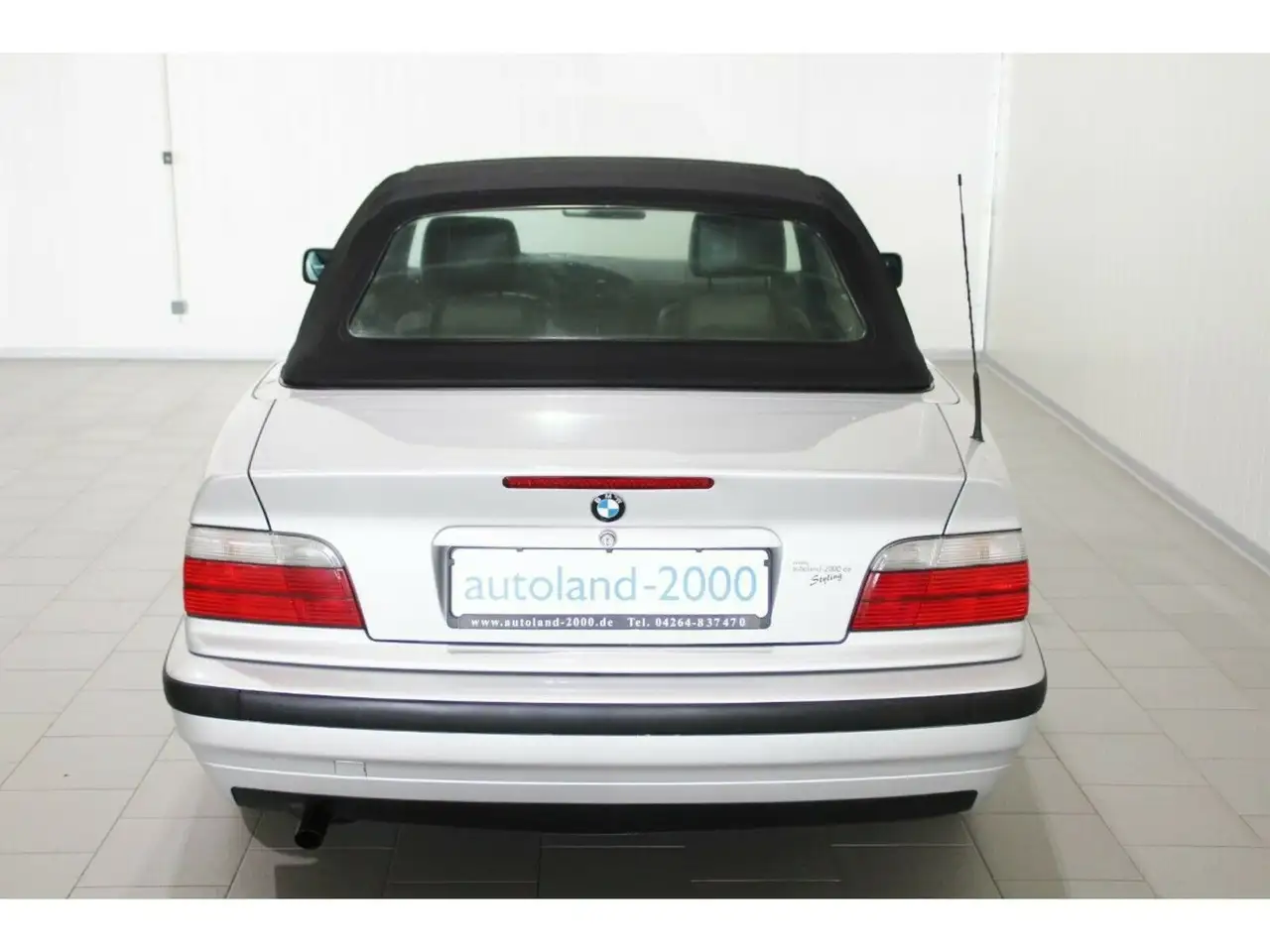 BMW 318 i Cabrio Exclusiv Edition*Klima*Original*, foto 8