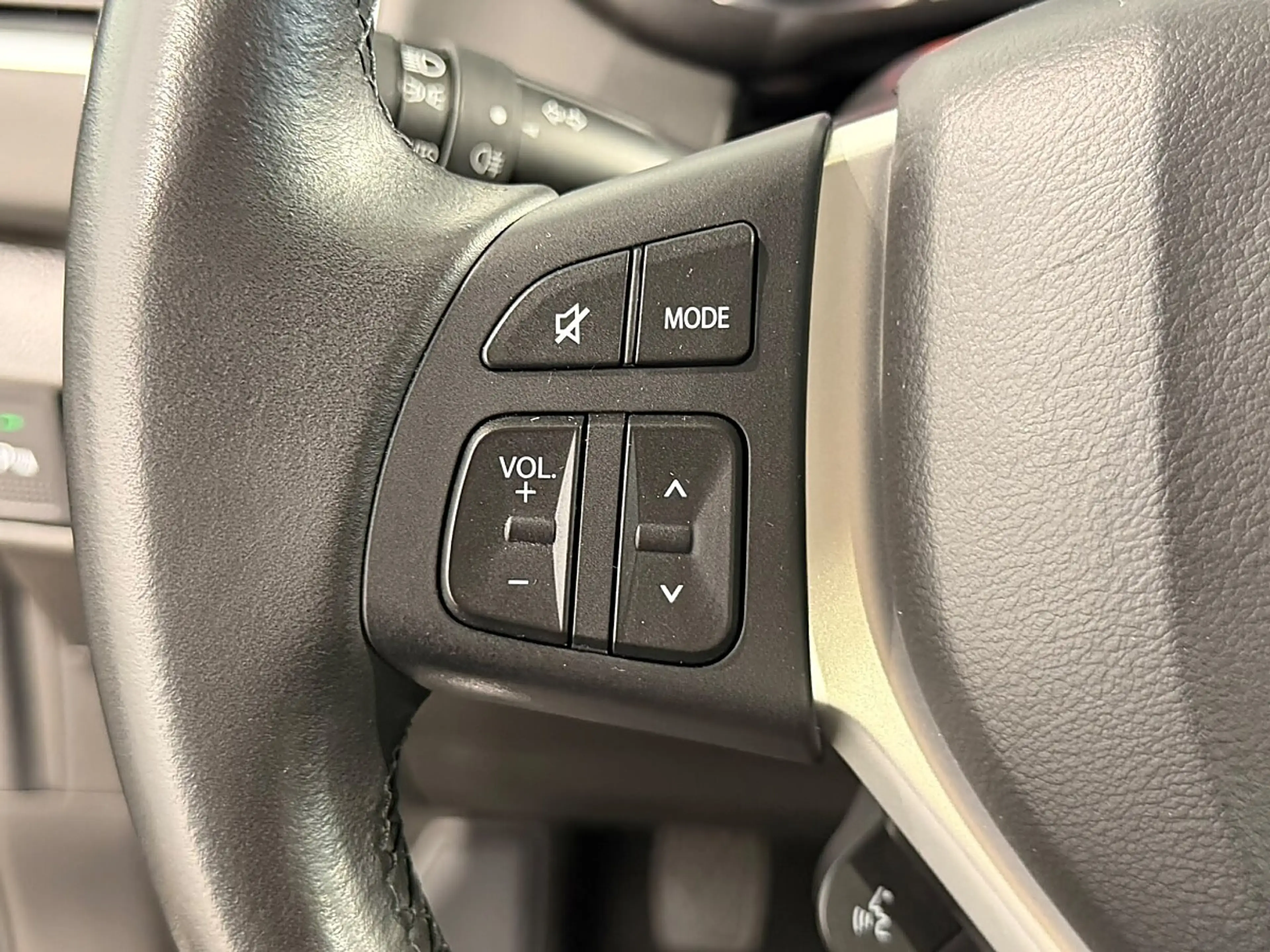 Suzuki S-Cross 1,4 GL+ DITC Hybrid ALLGRIP flash — photo 15