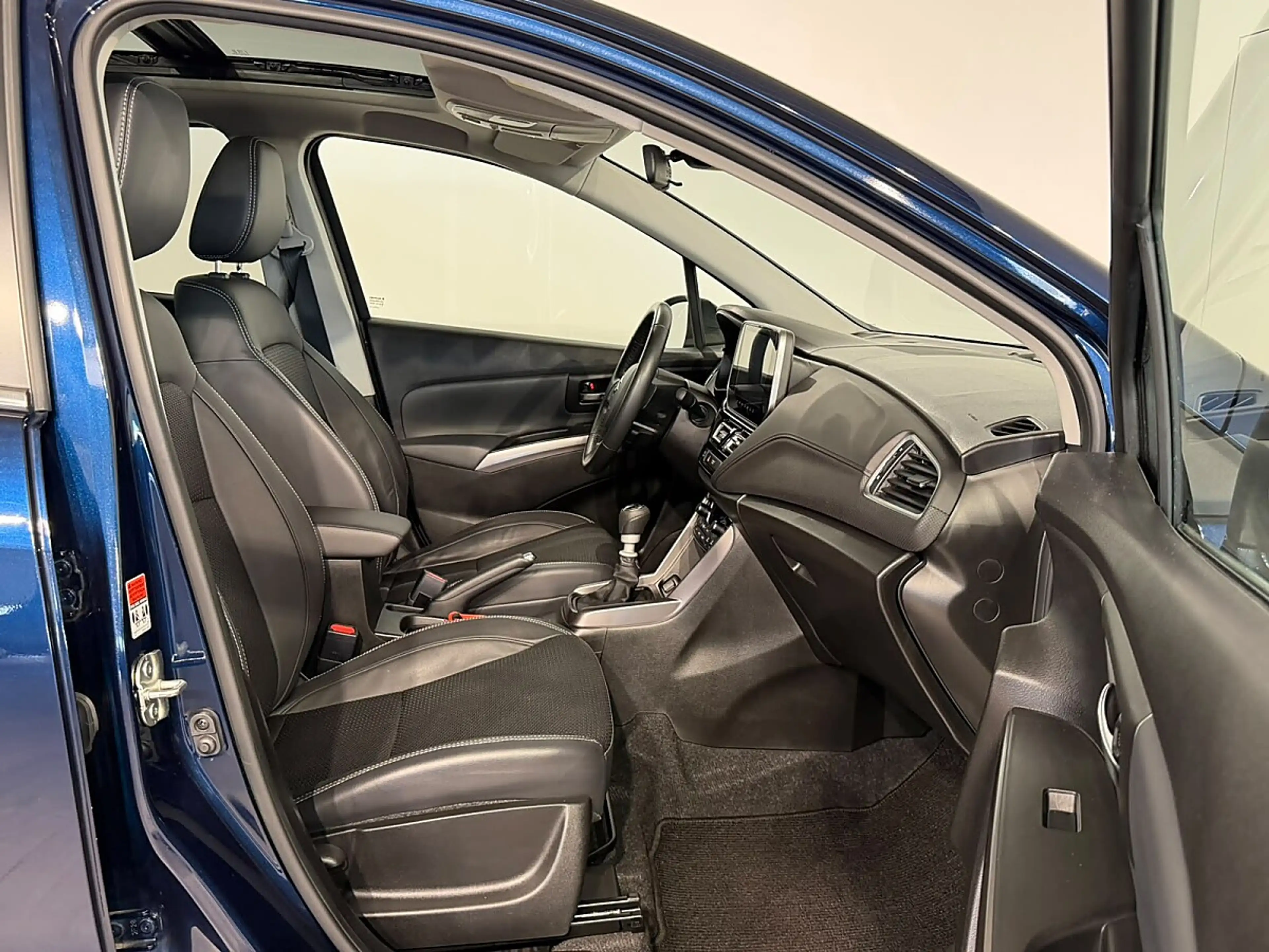 Suzuki S-Cross 1,4 GL+ DITC Hybrid ALLGRIP flash — photo 7
