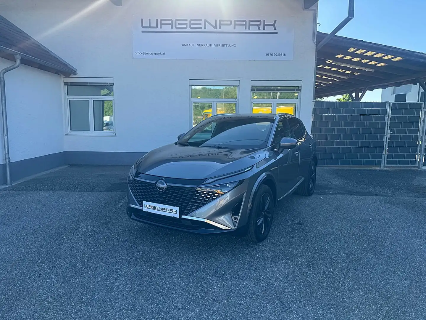 Nissan Qashqai 1,3 DIG-T MHEV Tekna Xtronic Netto Export 21490€ Grau - 2