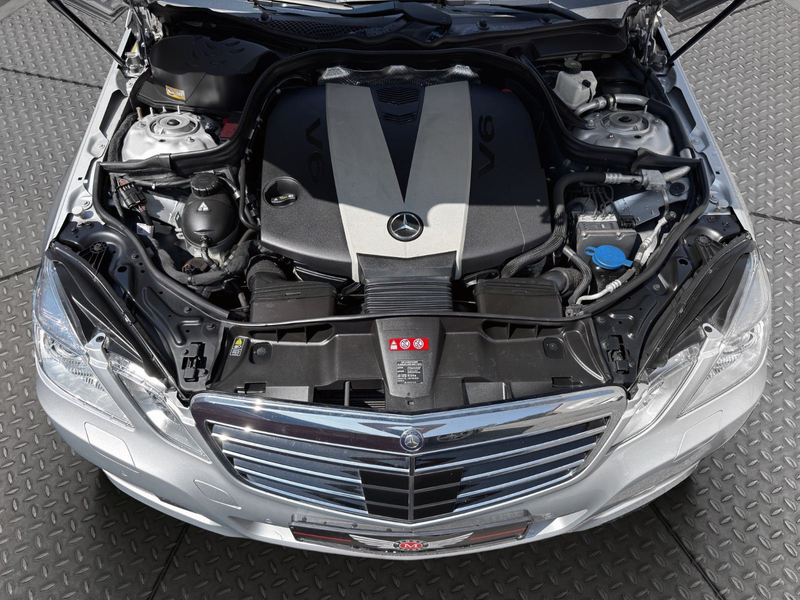 Mercedes-Benz E 300 CDI V6 AVANTGARDE*7xSitz*Aut.*Leder*Xenon* — photo 10