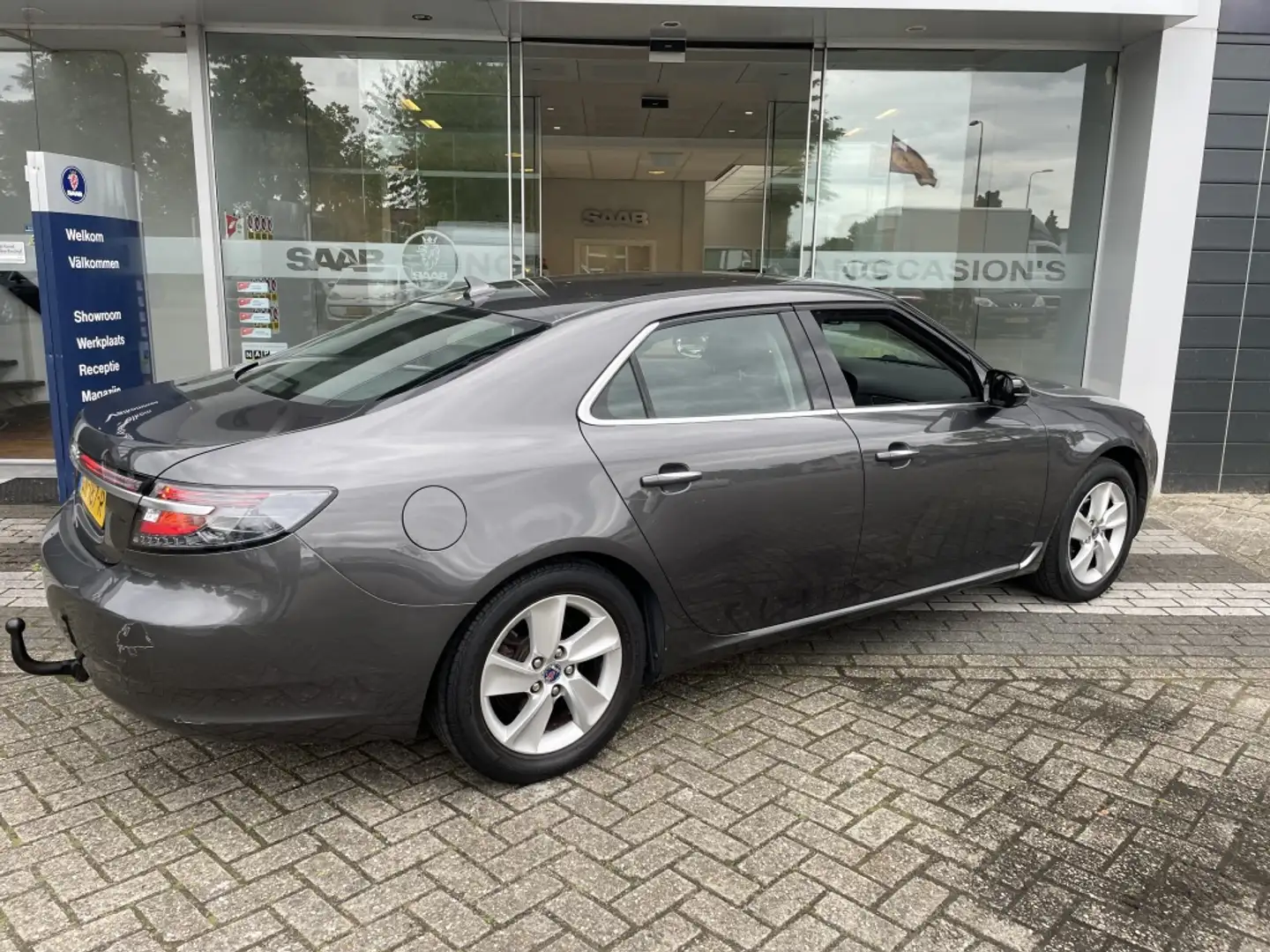 Saab 9-5 2.0TiD 160pk Vector Šedá - 2