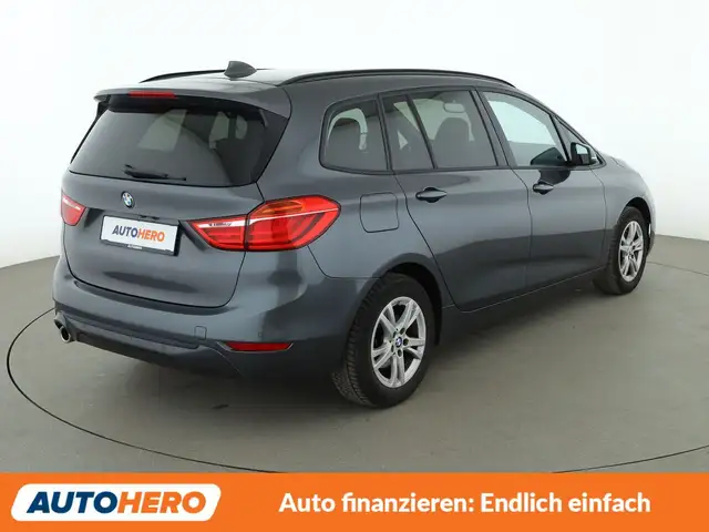 BMW 2 Series view 6