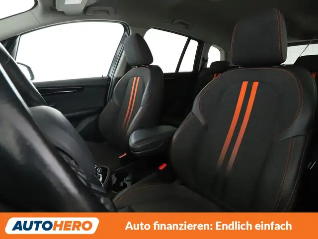 BMW 2 Series view 10